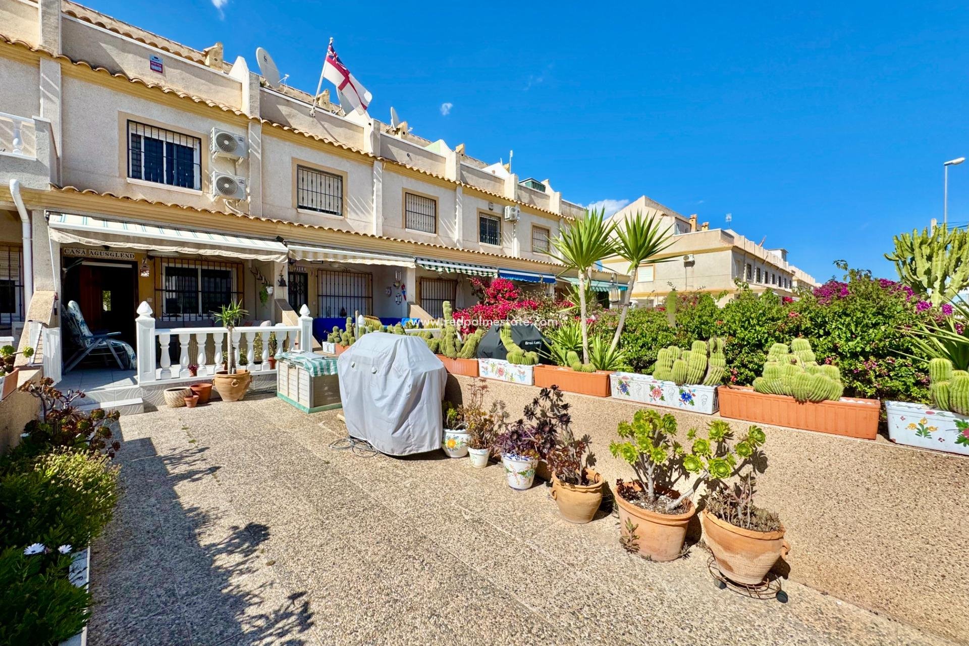 Resale - Town House -
Orihuela Costa - Villamartín