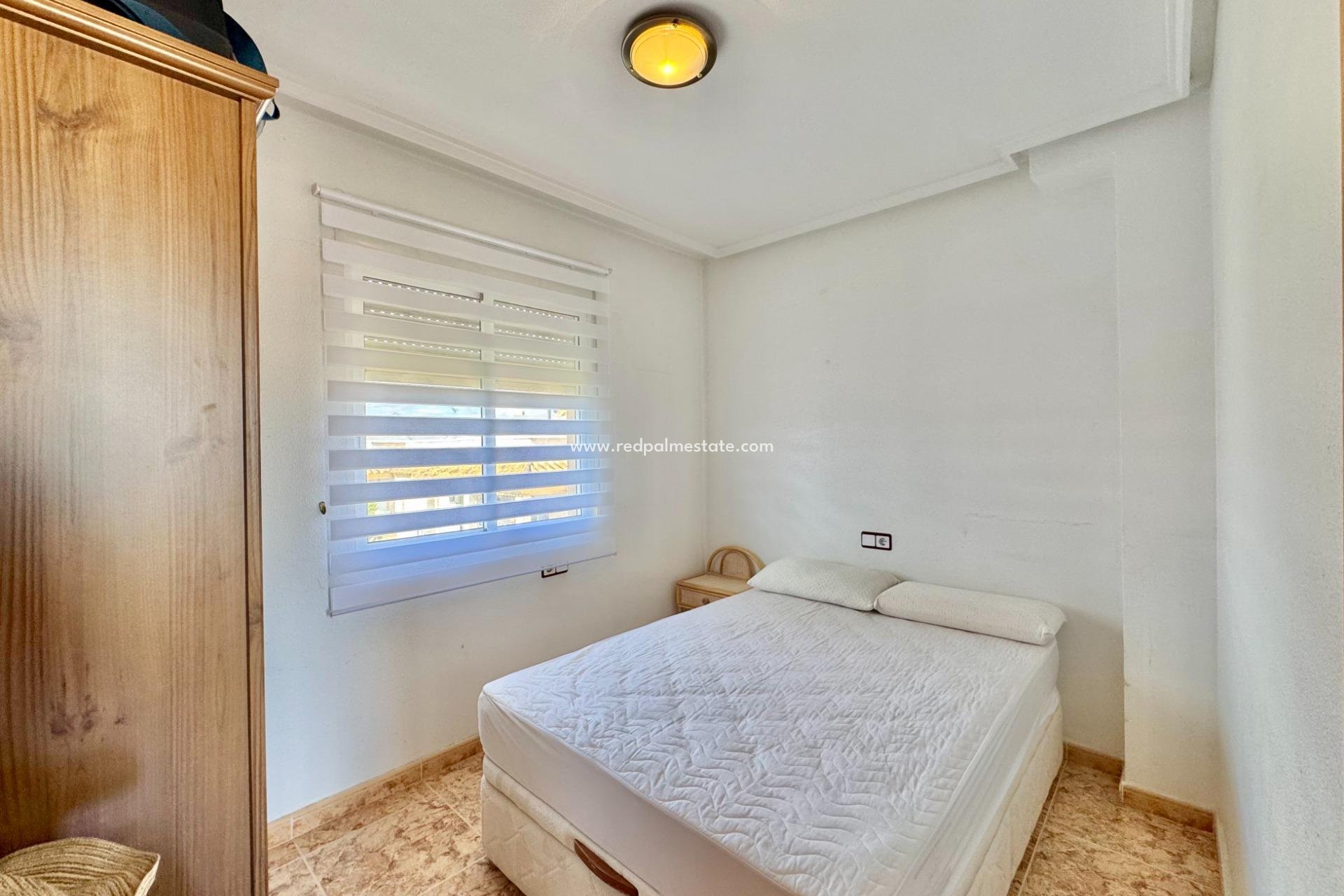 Resale - Town House -
Orihuela Costa - Villamartín