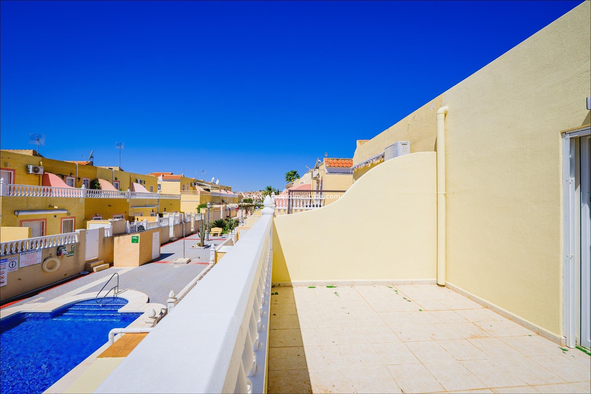 Resale - Town House -
Orihuela Costa - Villamartín