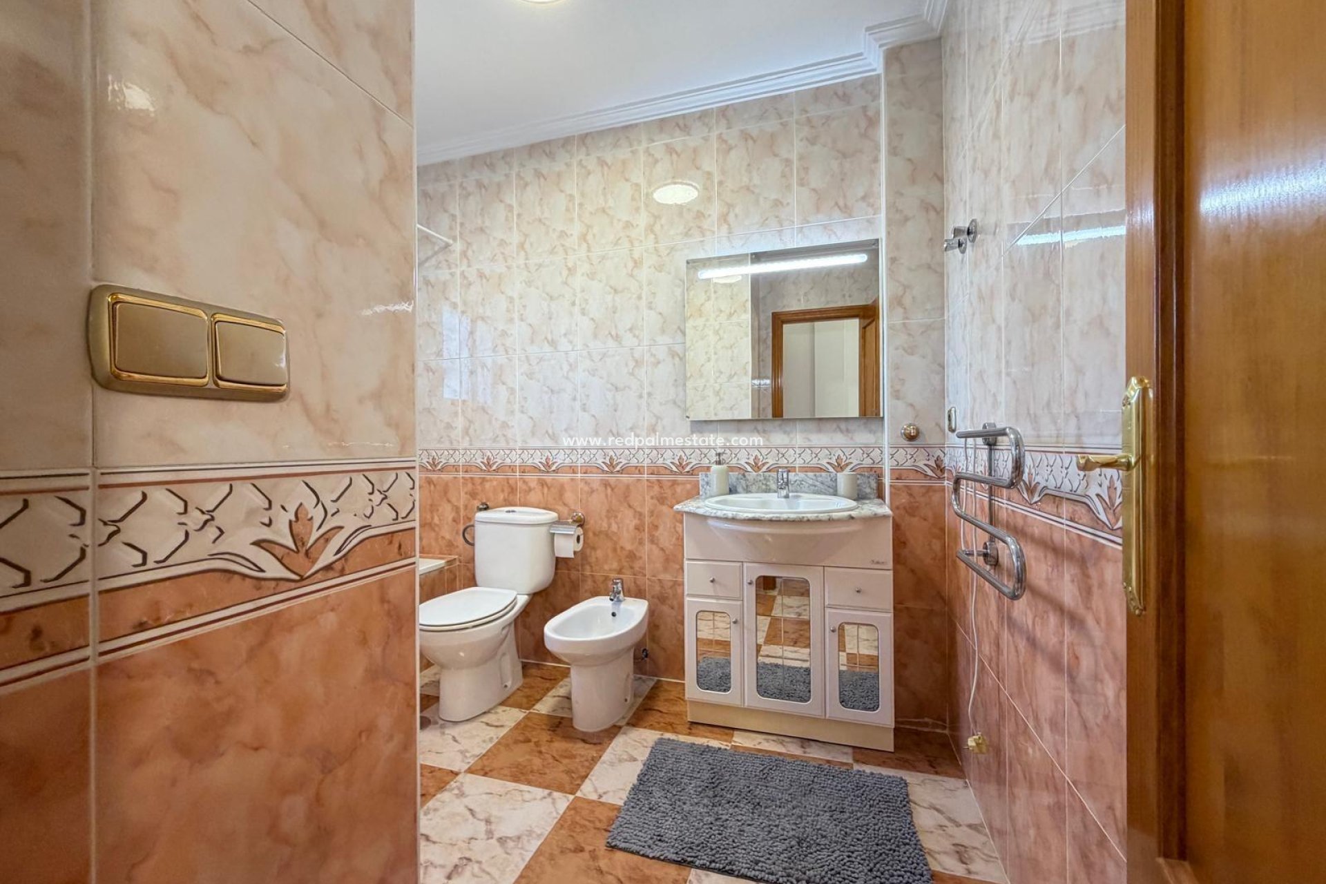 Resale - Town House -
Orihuela Costa - Villamartín