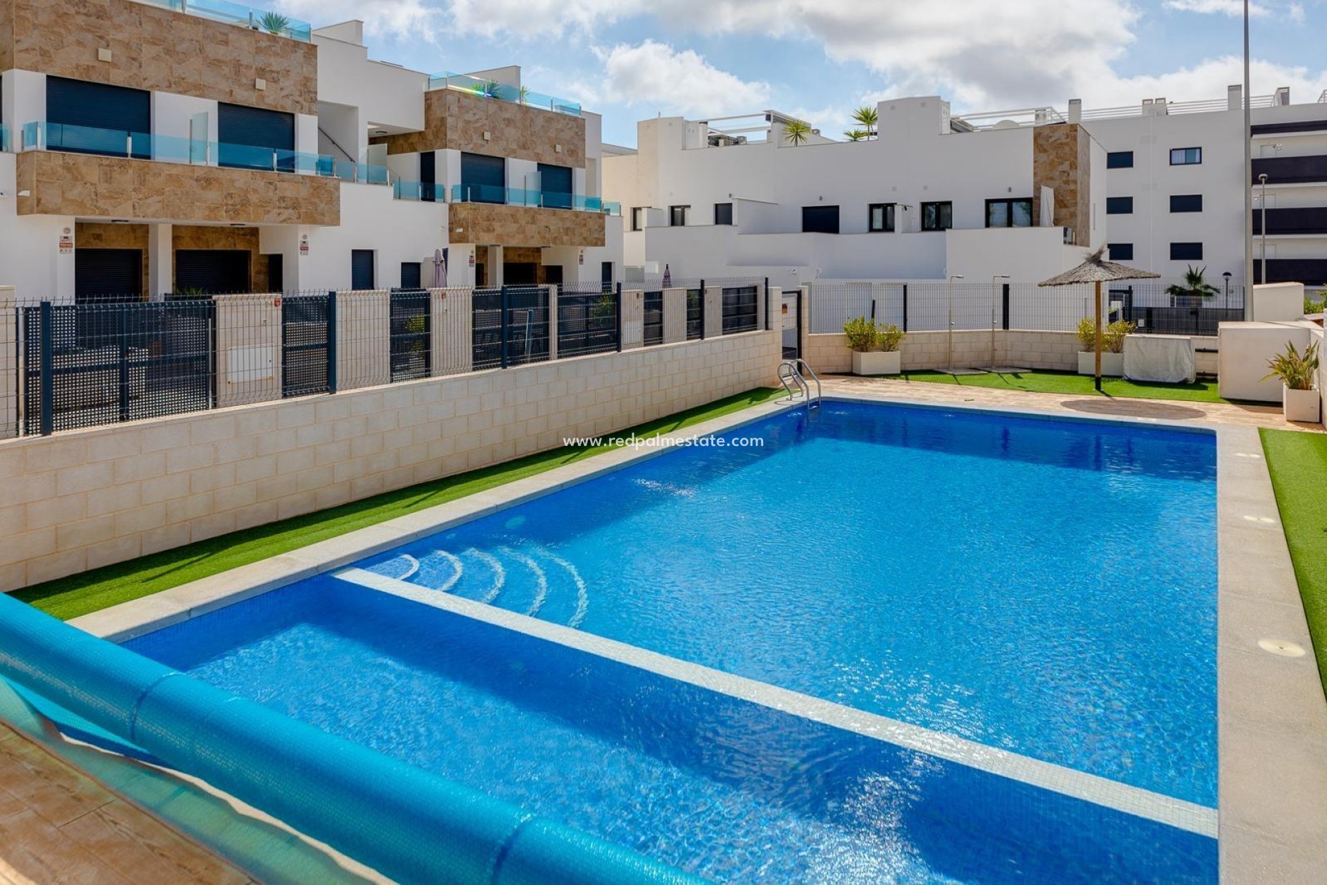 Resale - Town House -
Orihuela Costa - Villamartín