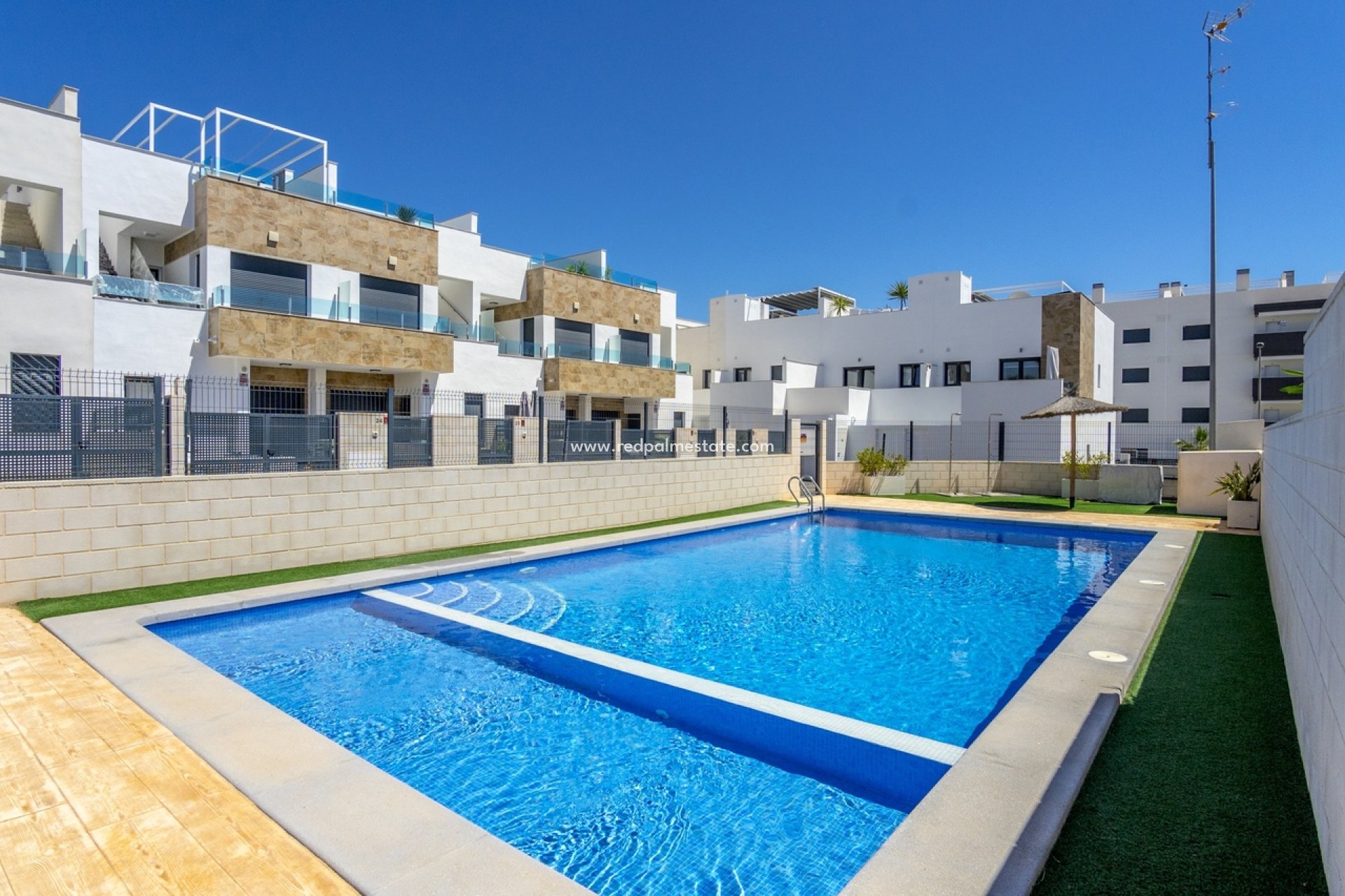 Resale - Town House -
Orihuela Costa - Villamartín