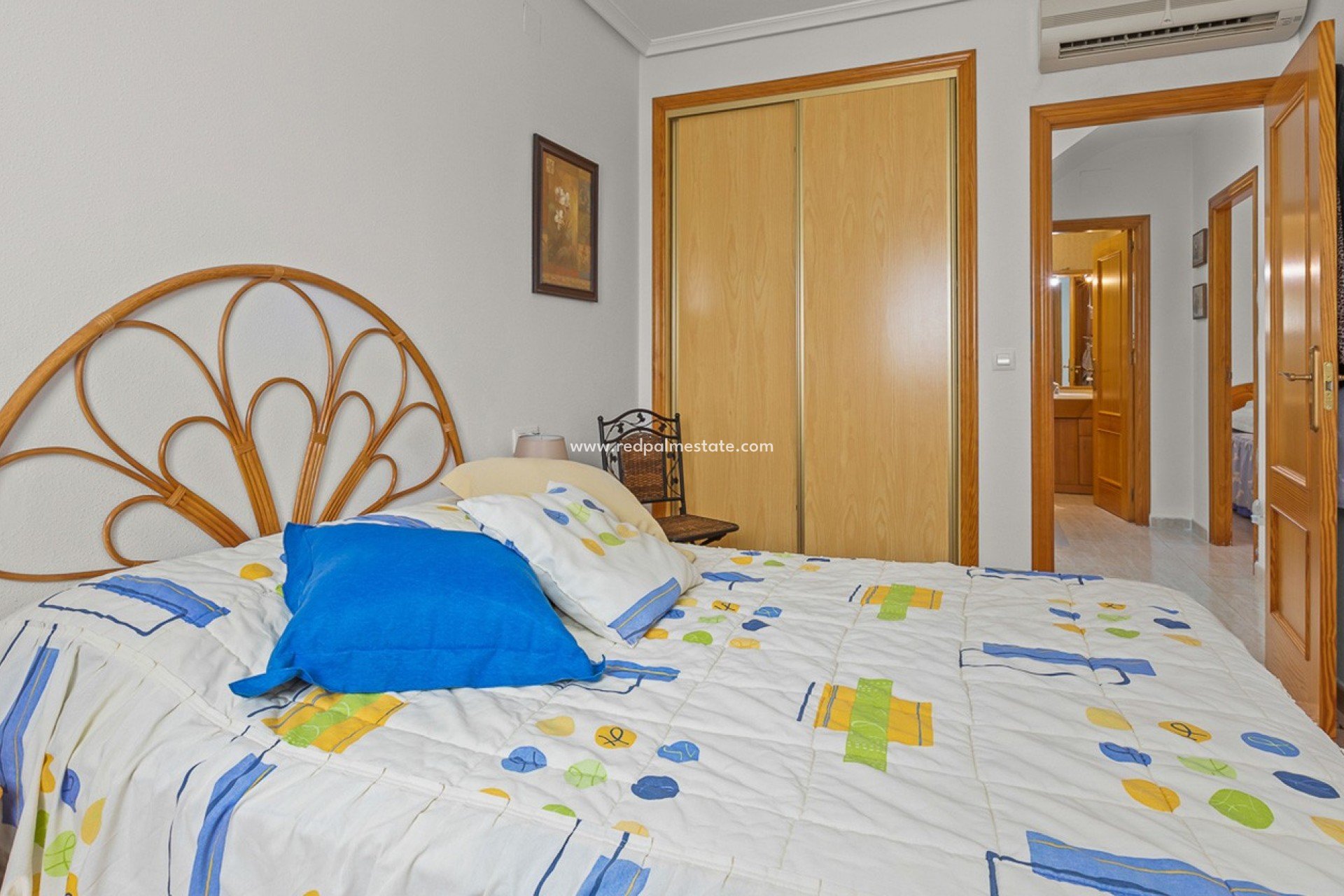 Resale - Town House -
Orihuela Costa - Zeniamar Shopping Centre