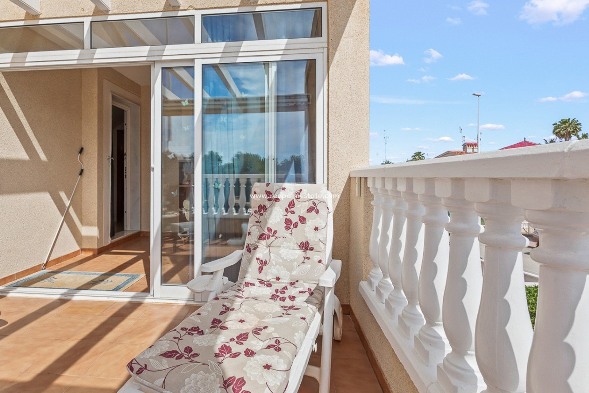 Resale - Town House -
Orihuela Costa - Zeniamar Shopping Centre