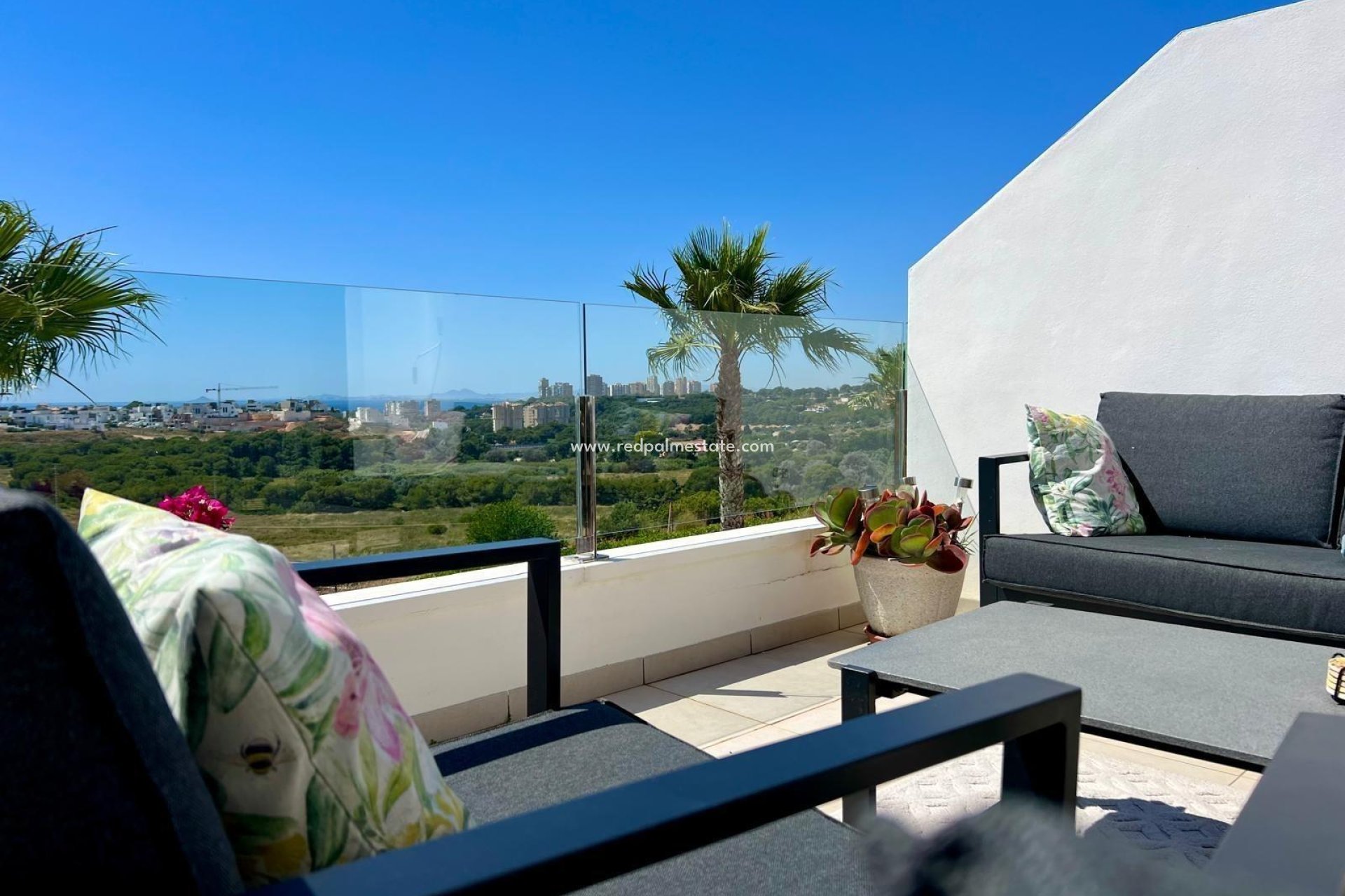 Resale - Town House -
Orihuela Costa