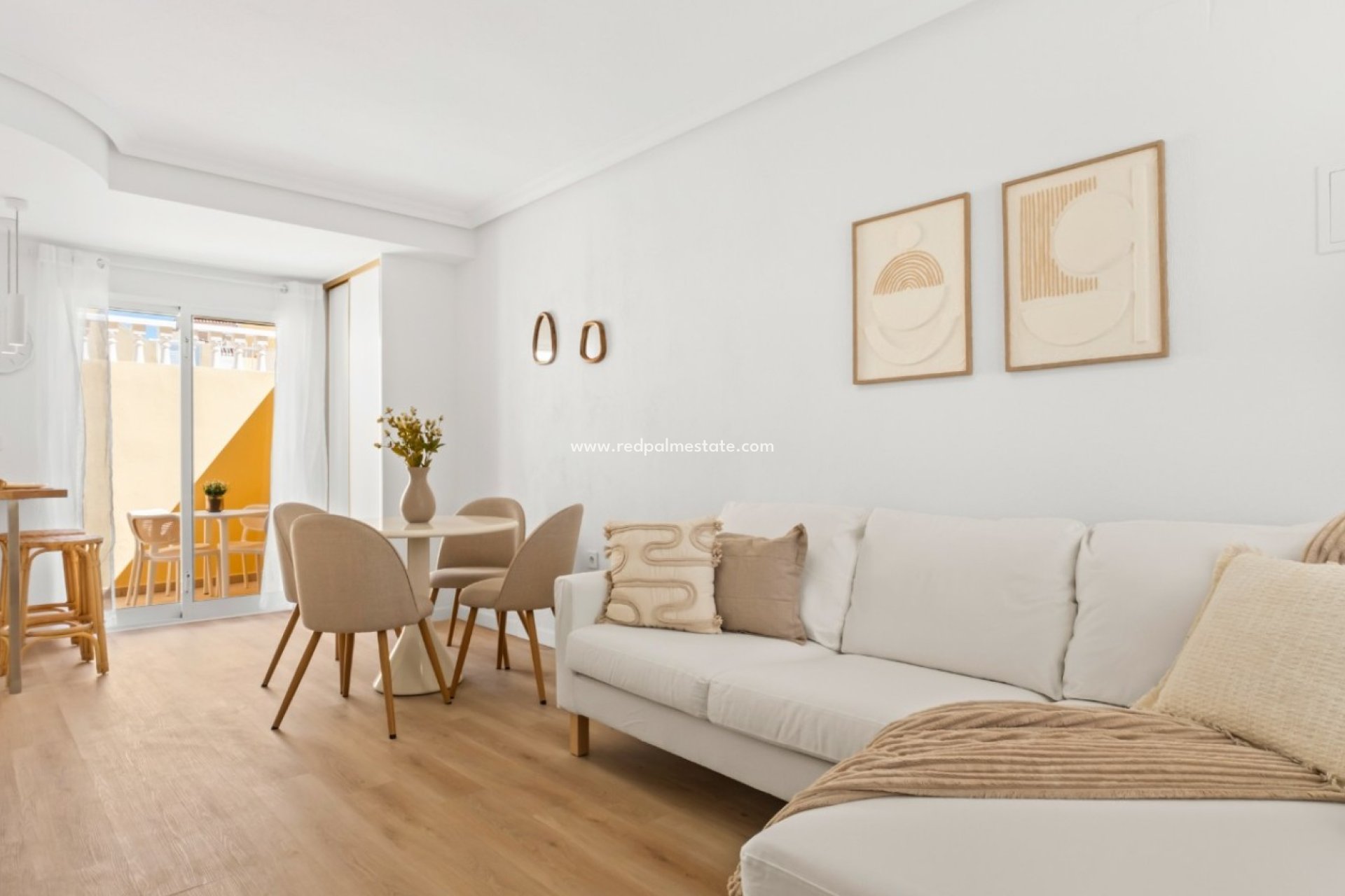 Resale - Town House -
Orihuela Costa