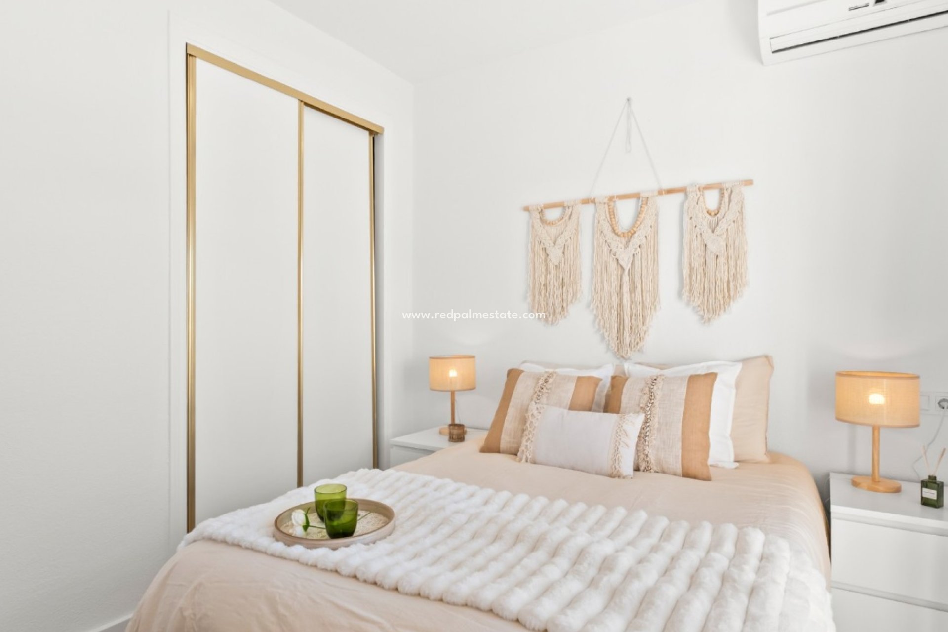 Resale - Town House -
Orihuela Costa