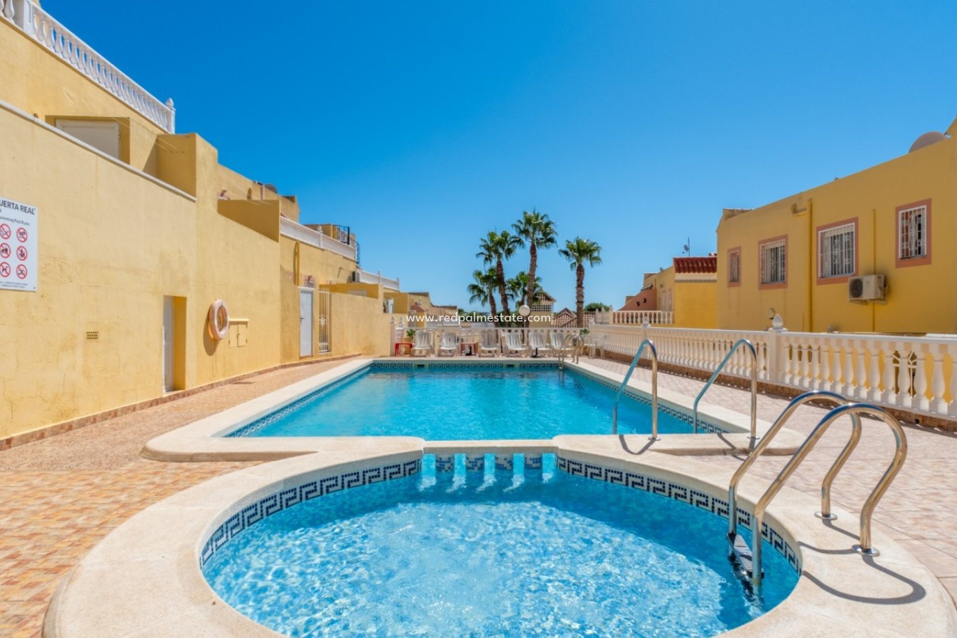 Resale - Town House -
Orihuela Costa