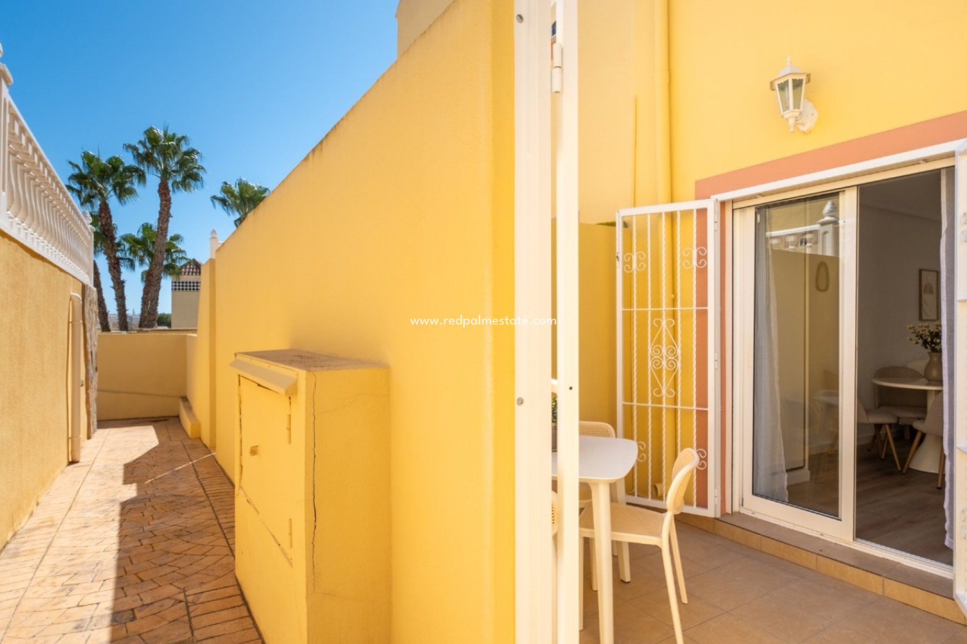 Resale - Town House -
Orihuela Costa