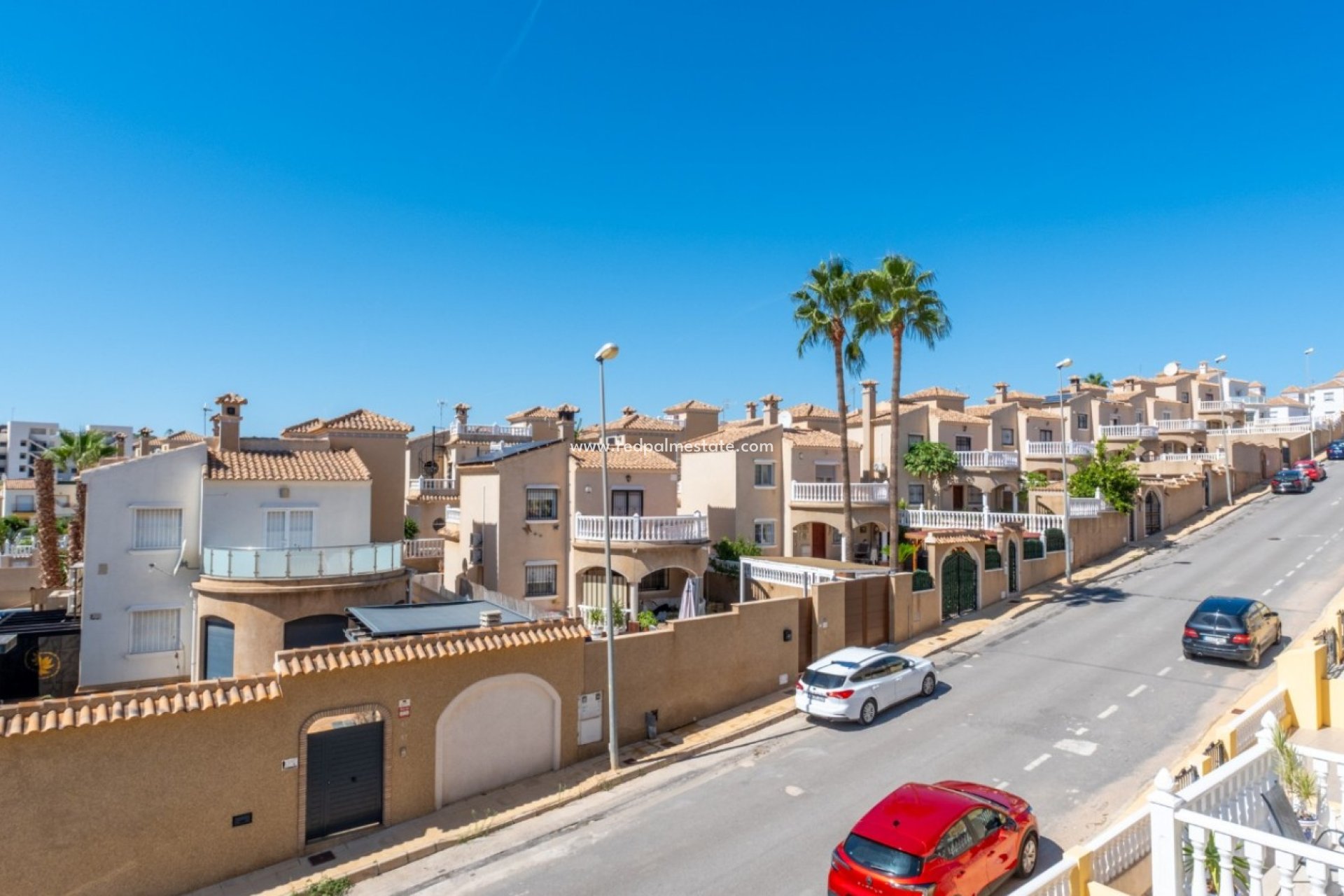 Resale - Town House -
Orihuela Costa