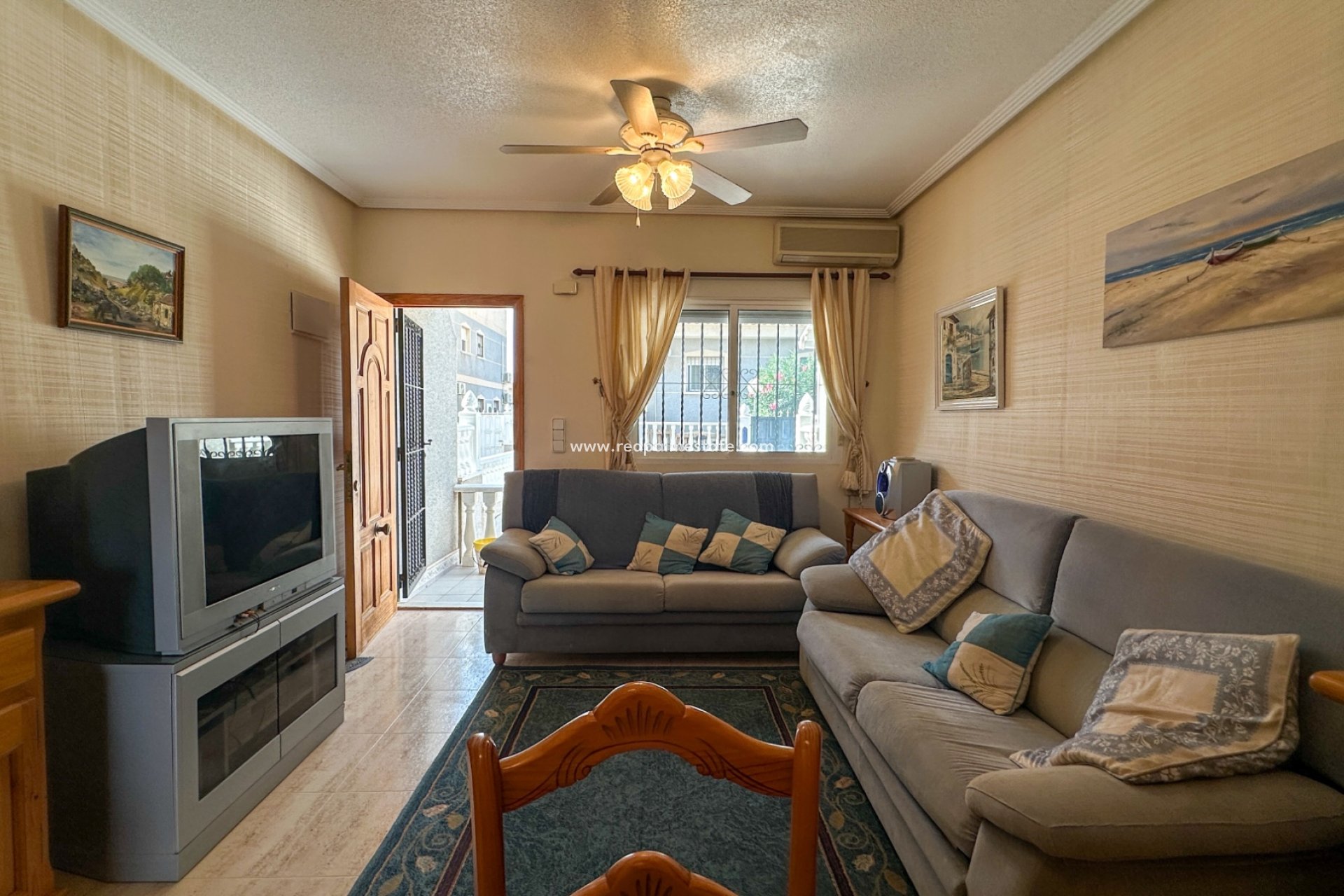 Resale - Town House -
Orihuela Costa