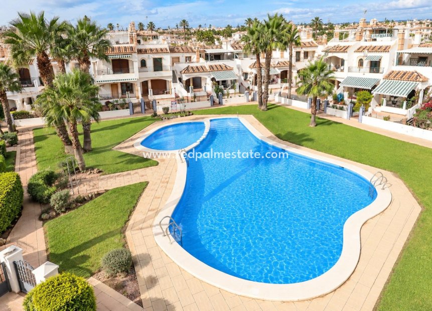 Resale - Town House -
Orihuela Costa