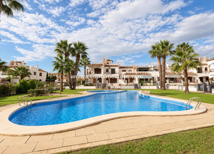 Resale - Town House -
Orihuela Costa