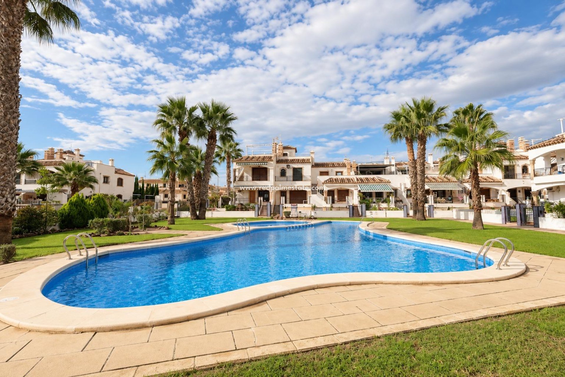 Resale - Town House -
Orihuela Costa