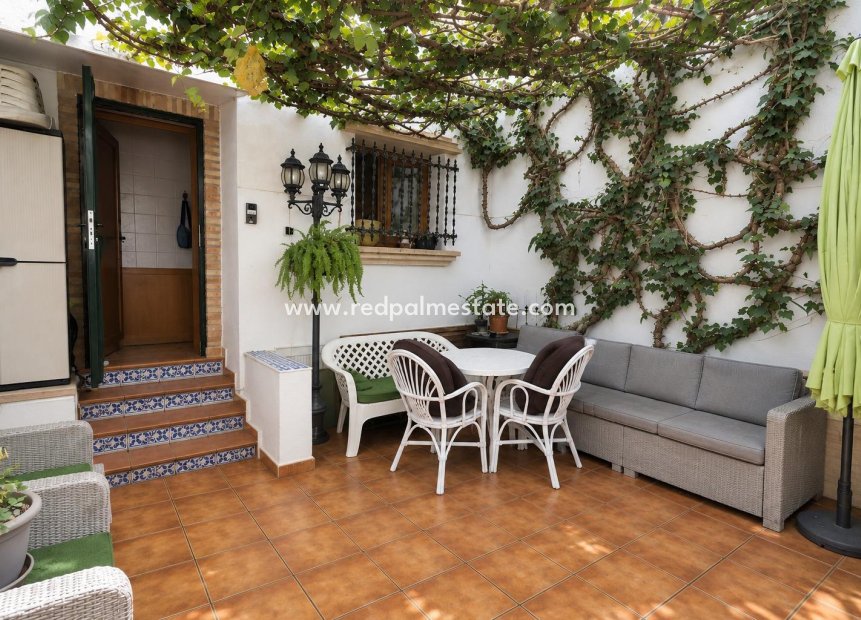 Resale - Town House -
Orihuela Costa