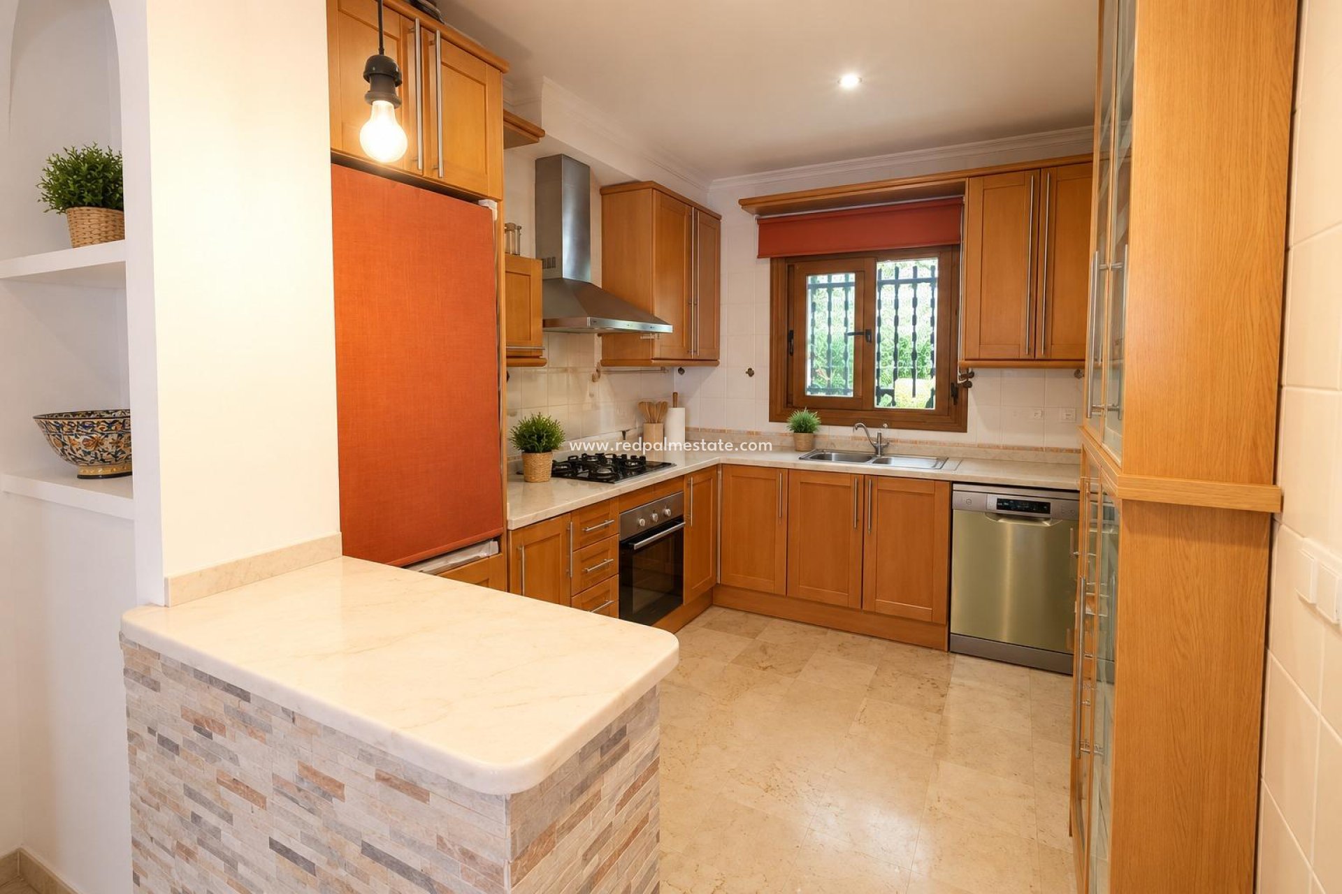 Resale - Town House -
Orihuela Costa