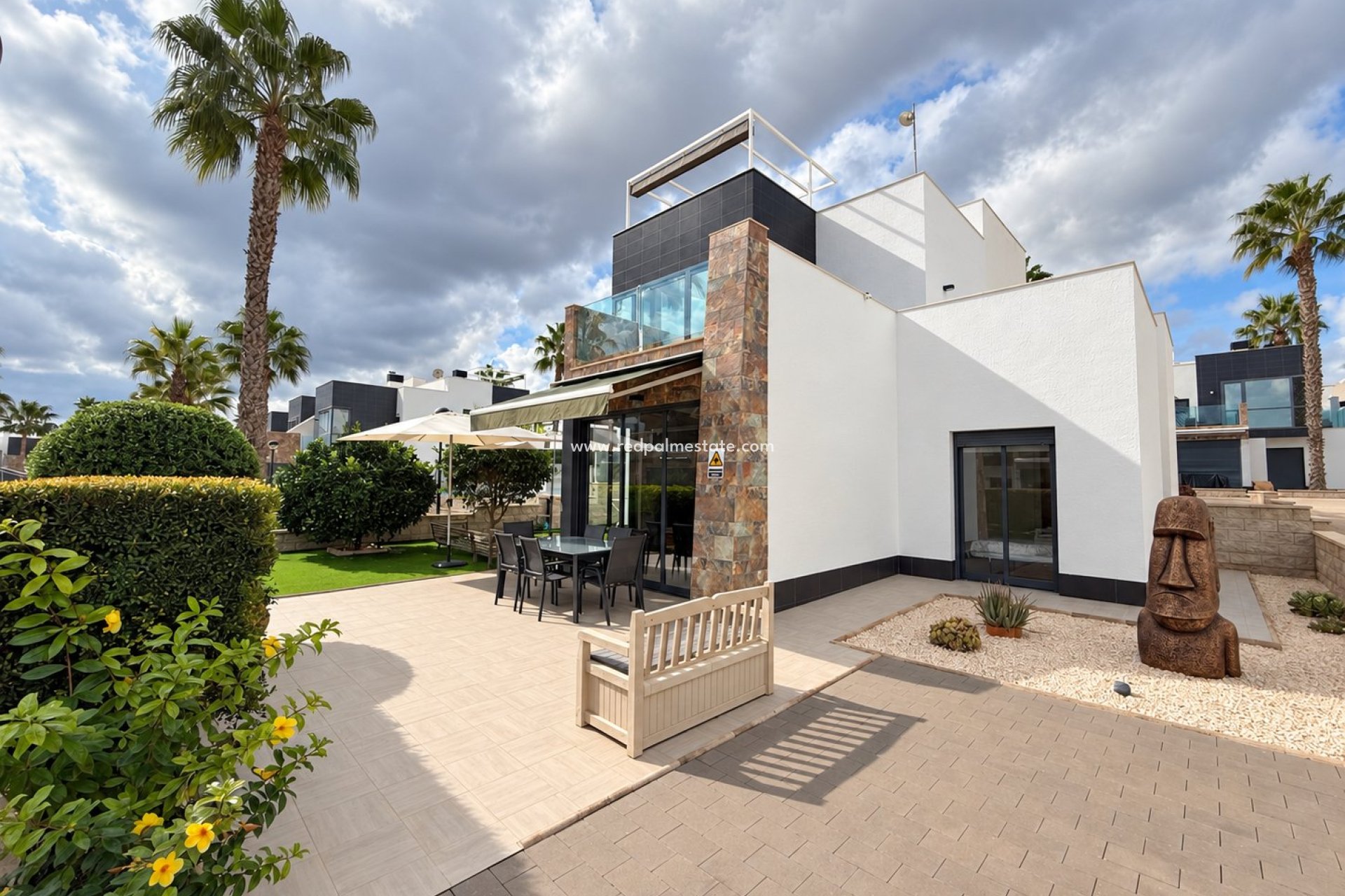 Resale - Town House -
Orihuela Costa