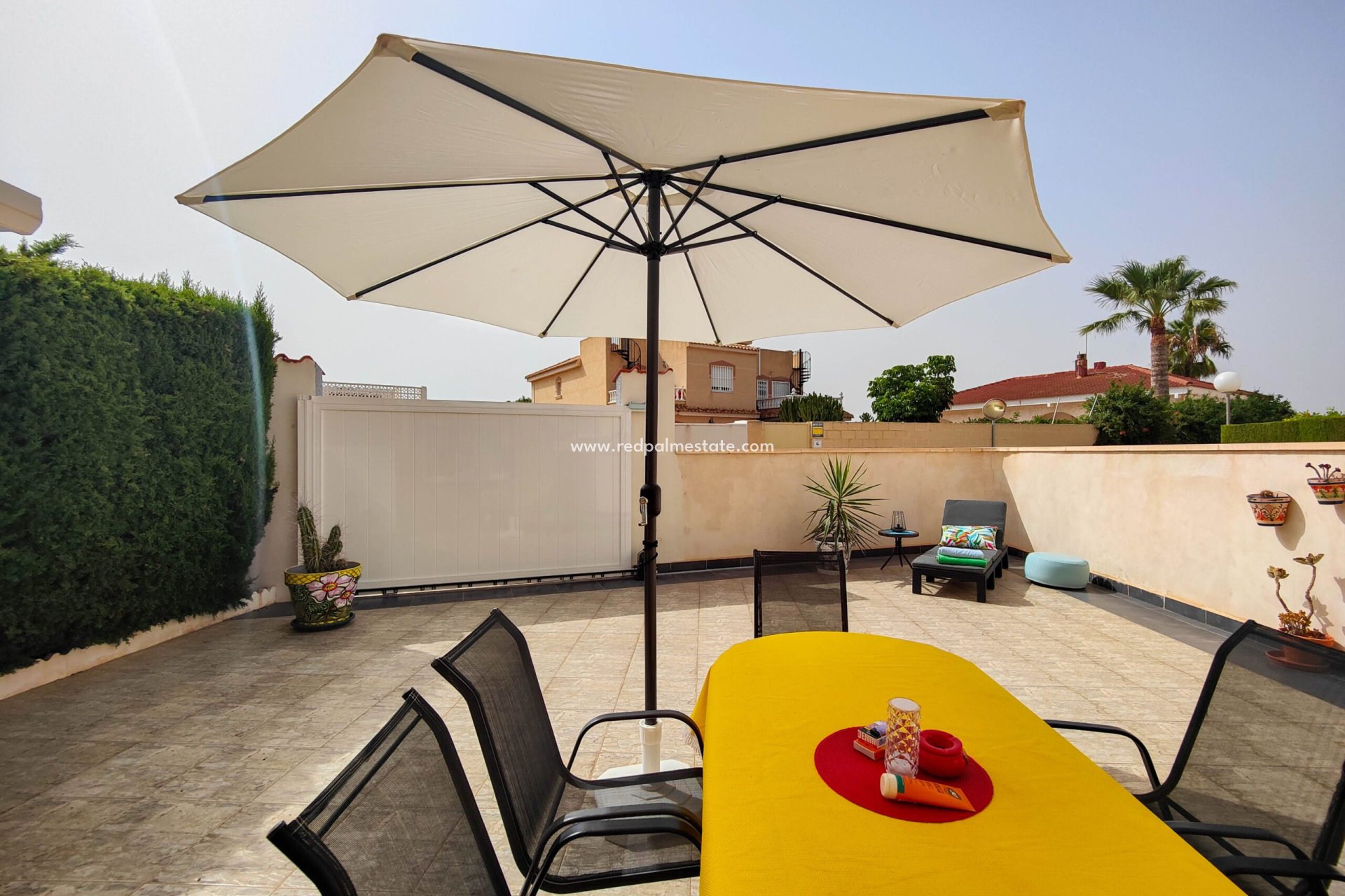 Resale - Town House -
Orihuela Costa