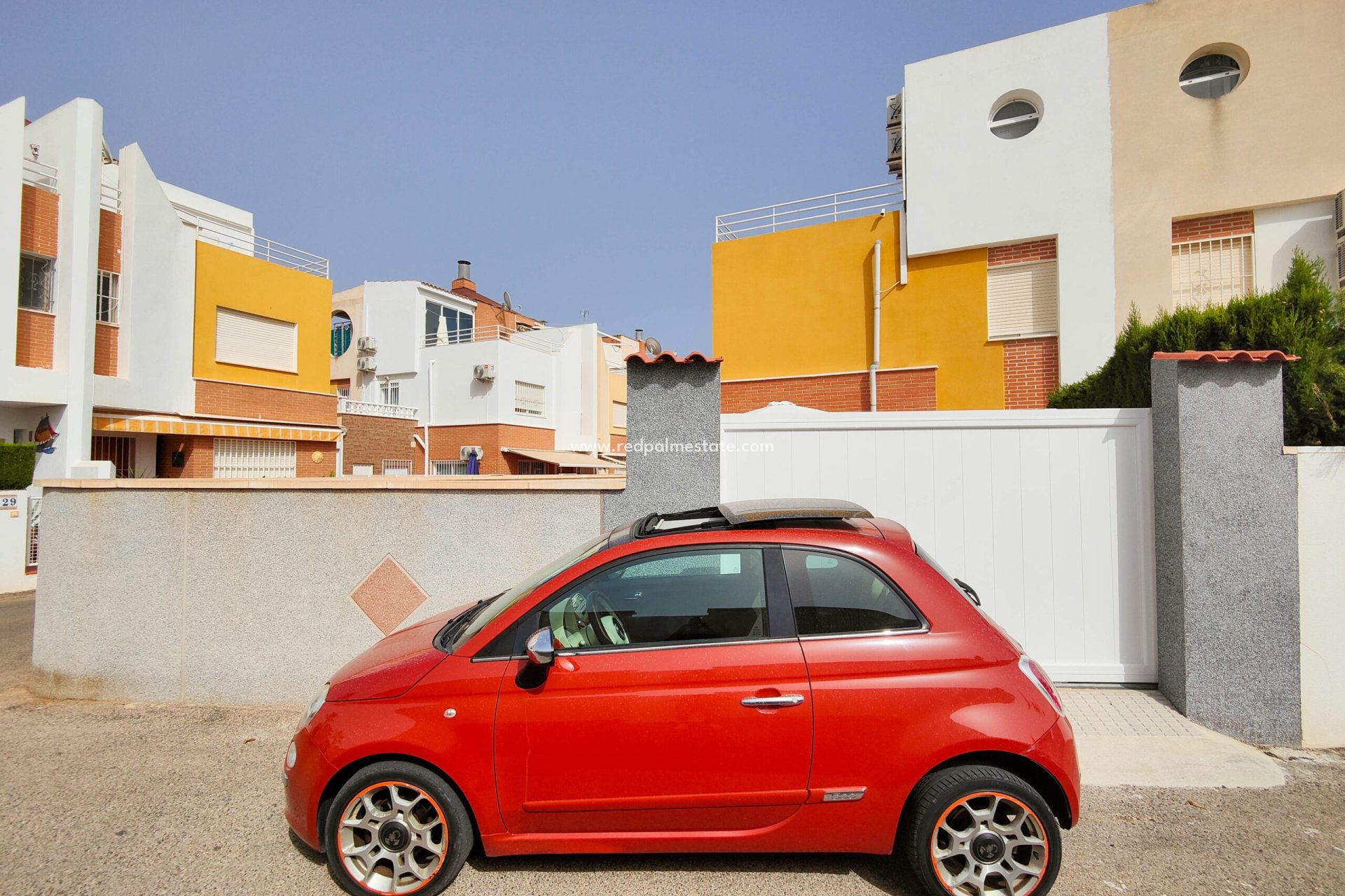 Resale - Town House -
Orihuela Costa