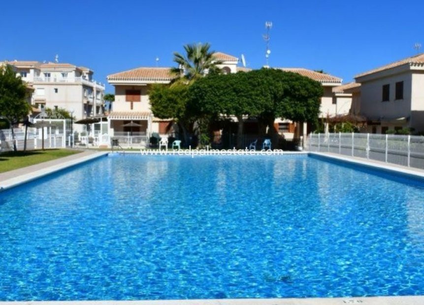 Resale - Town House -
Orihuela Costa