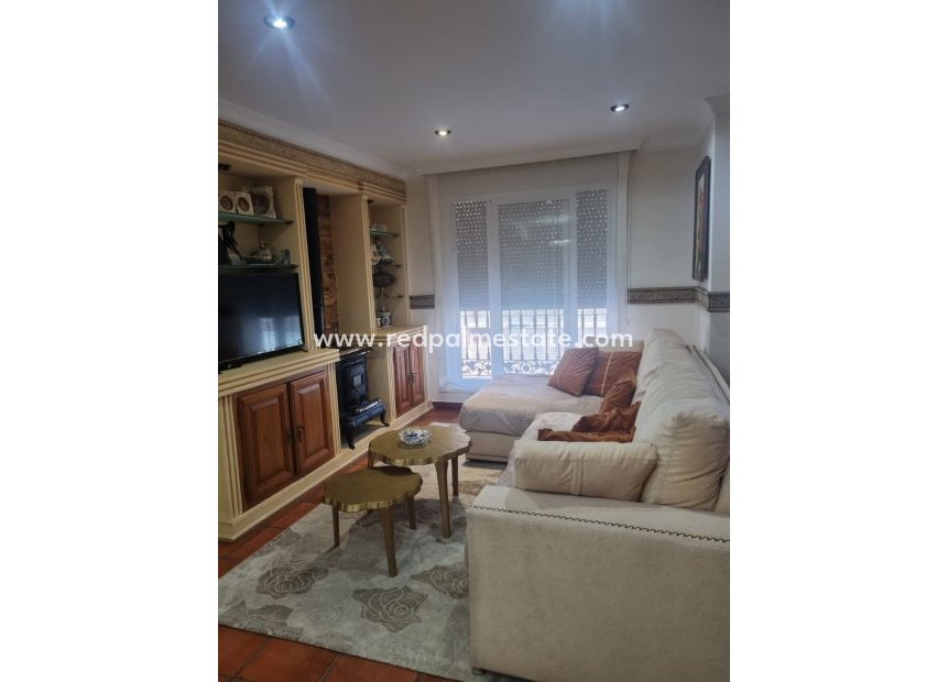 Resale - Town House -
Orihuela Costa