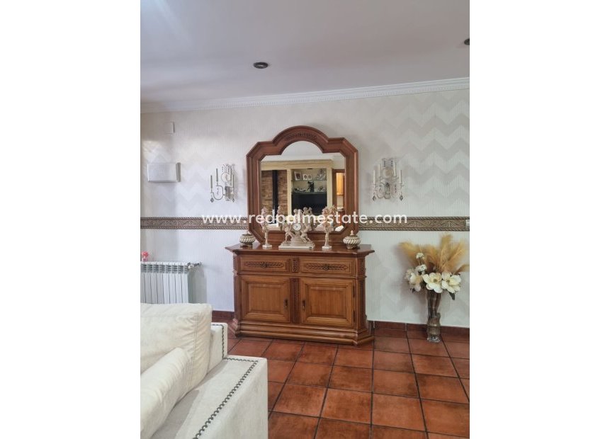 Resale - Town House -
Orihuela Costa
