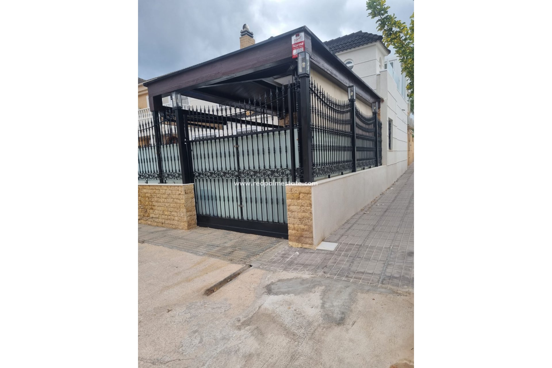 Resale - Town House -
Orihuela Costa