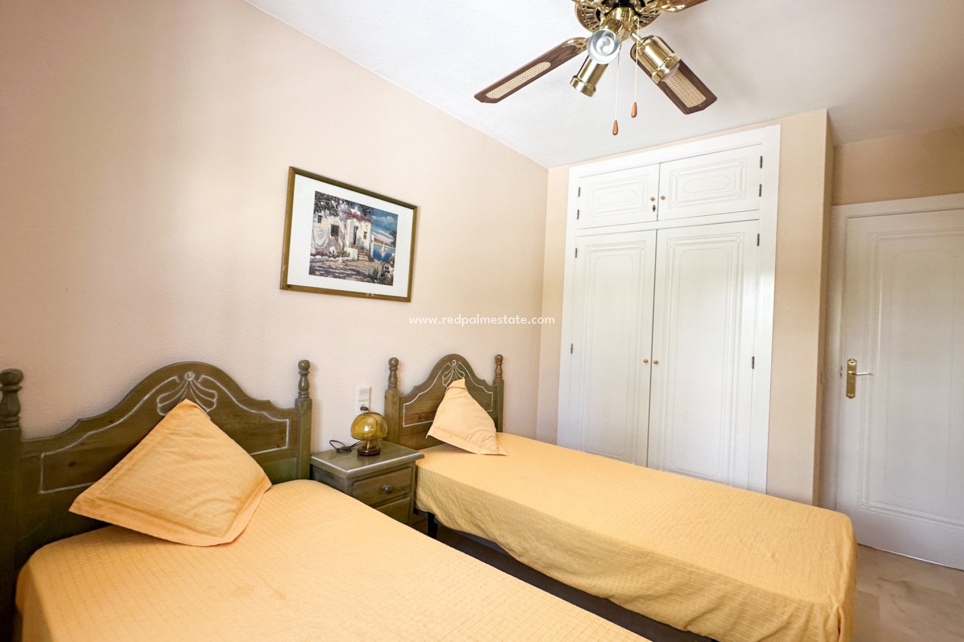 Resale - Town House -
Orihuela Costa