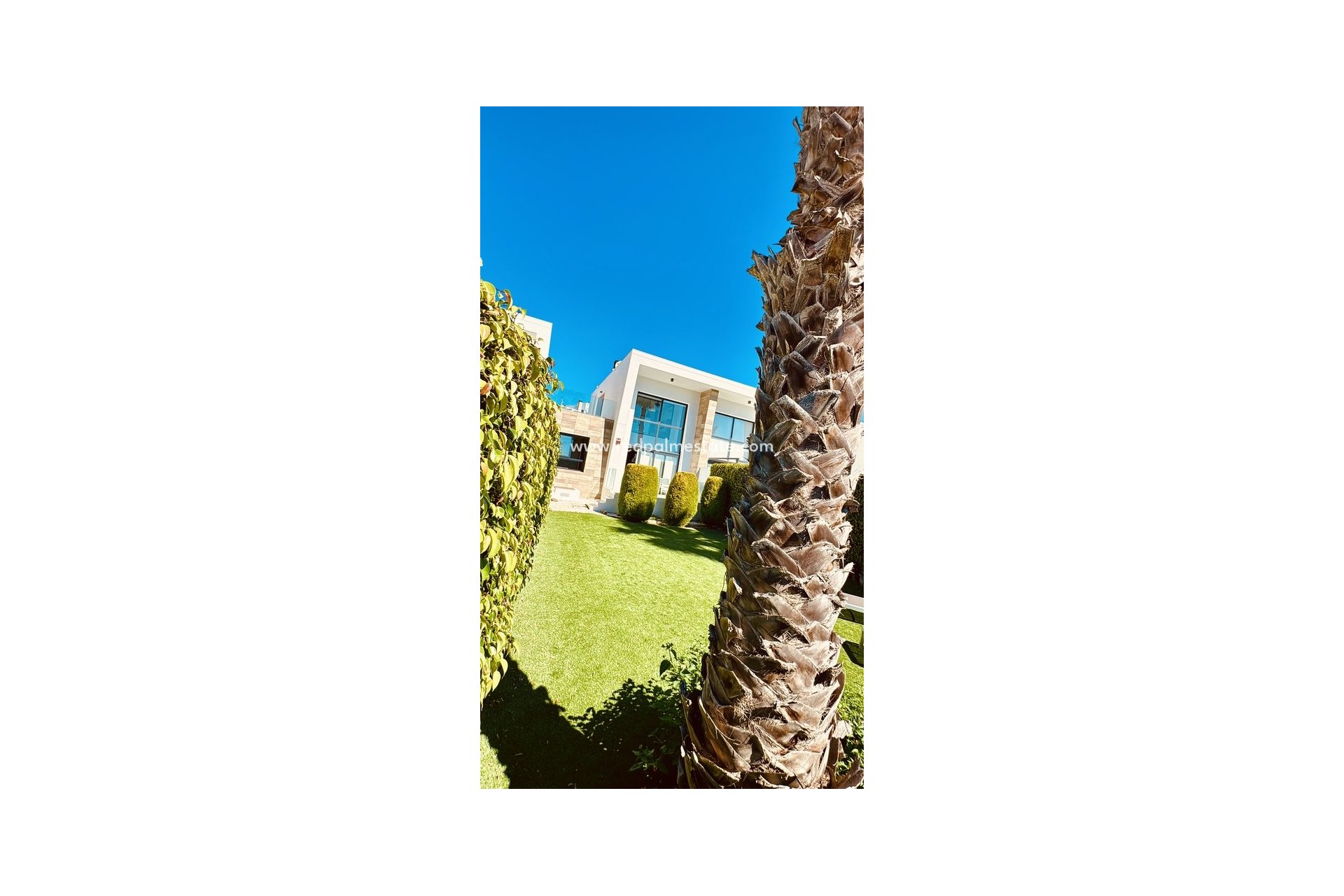 Resale - Town House -
Orihuela Costa