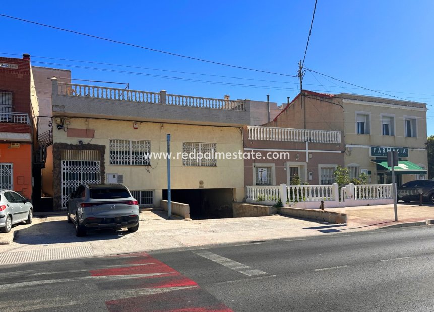 Resale - Town House -
Orihuela - Inland