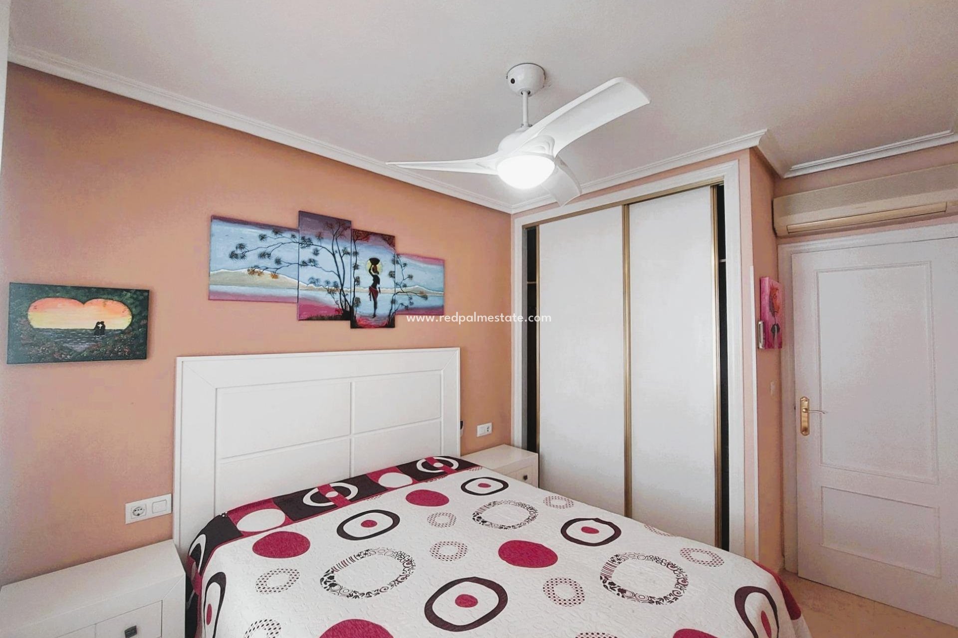 Resale - Town House -
Pilar de la Horadada - Torre de la Horadada