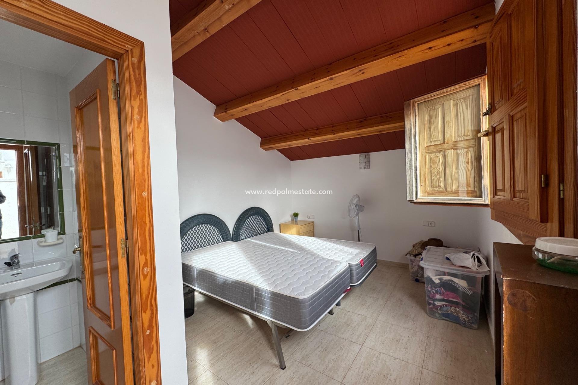 Resale - Town House -
Pilar de la Horadada - Torre de la Horadada