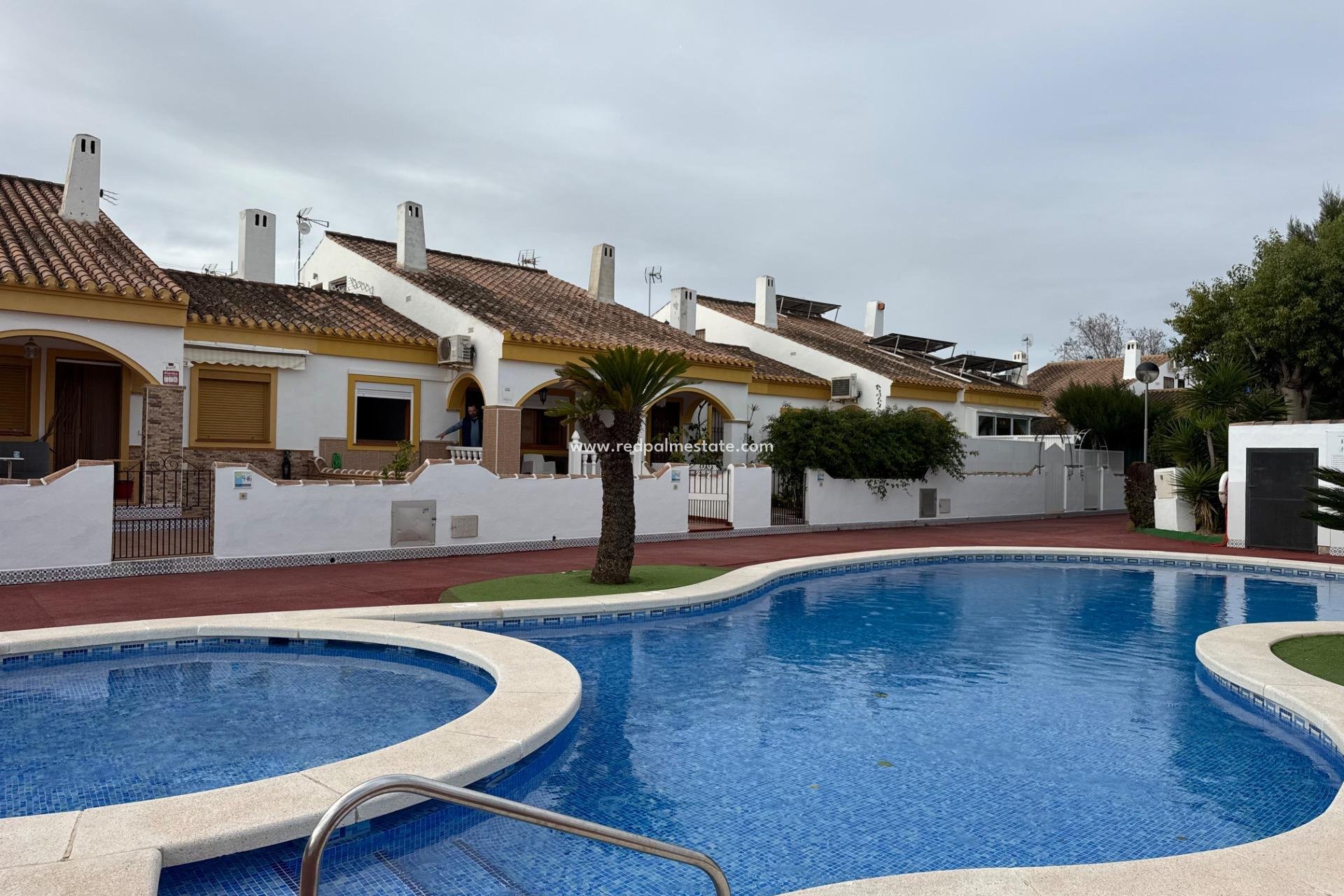 Resale - Town House -
Pilar de la Horadada - Torre de la Horadada
