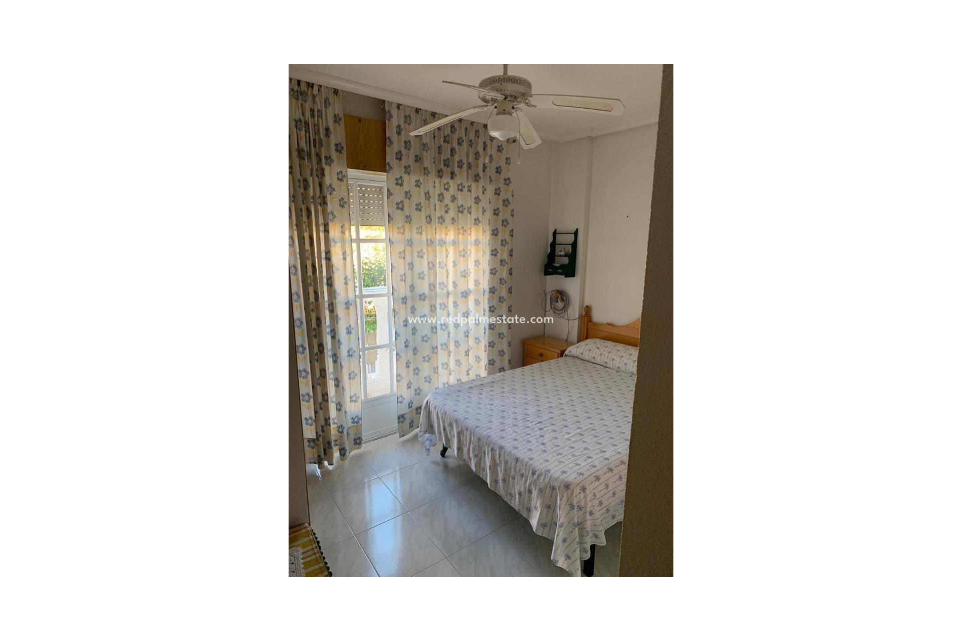 Resale - Town House -
Pilar de la Horadada - Torre de la Horadada