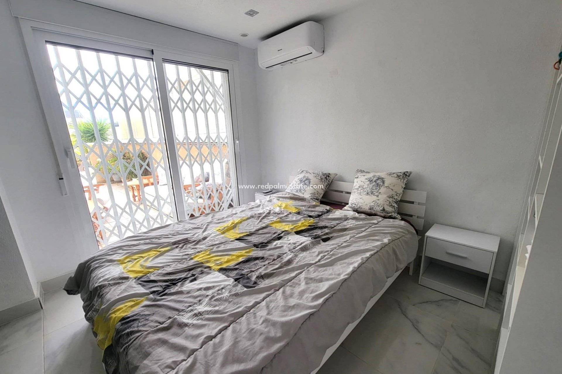 Resale - Town House -
Pilar de la Horadada - Torre de la Horadada