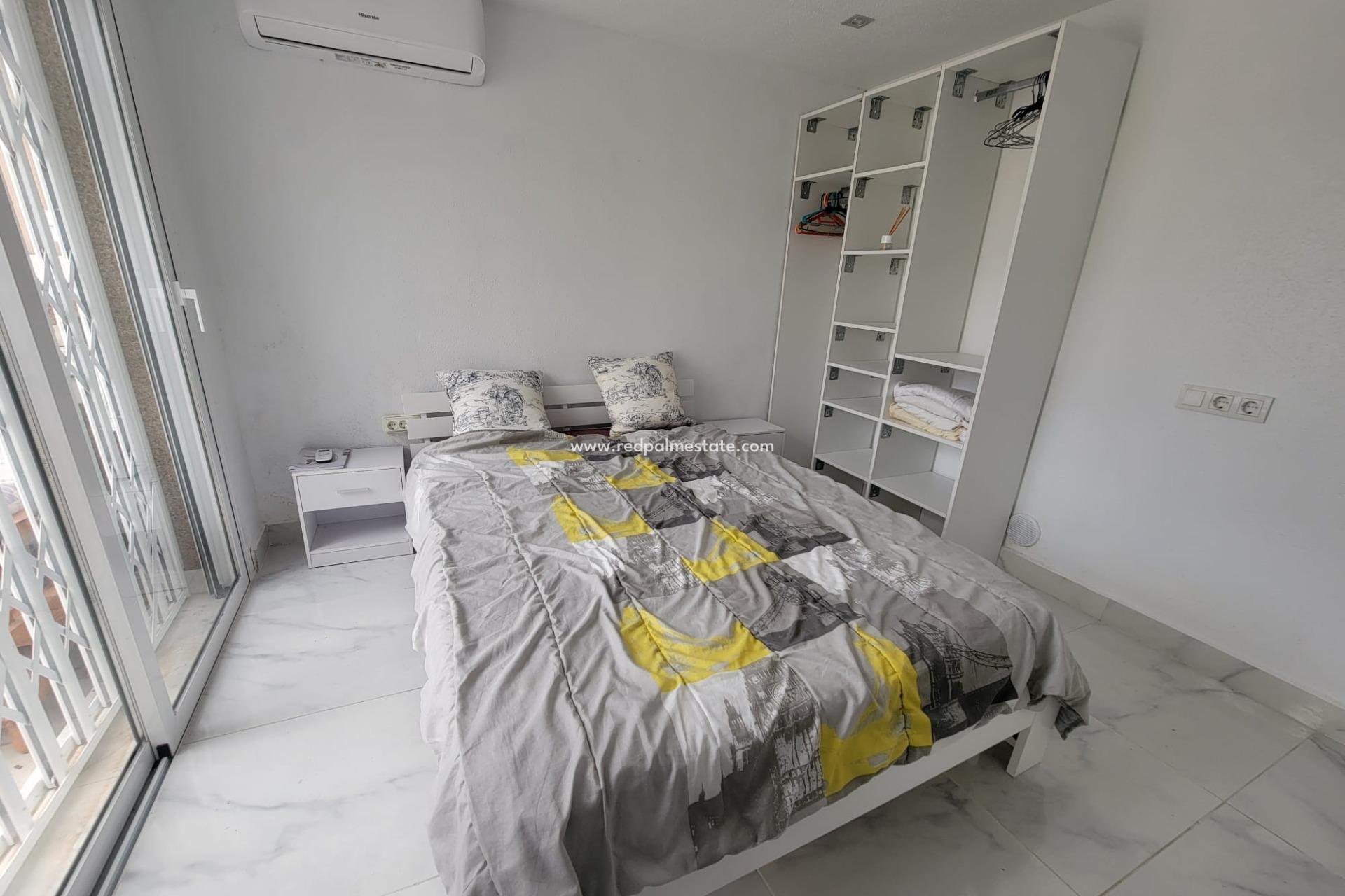 Resale - Town House -
Pilar de la Horadada - Torre de la Horadada