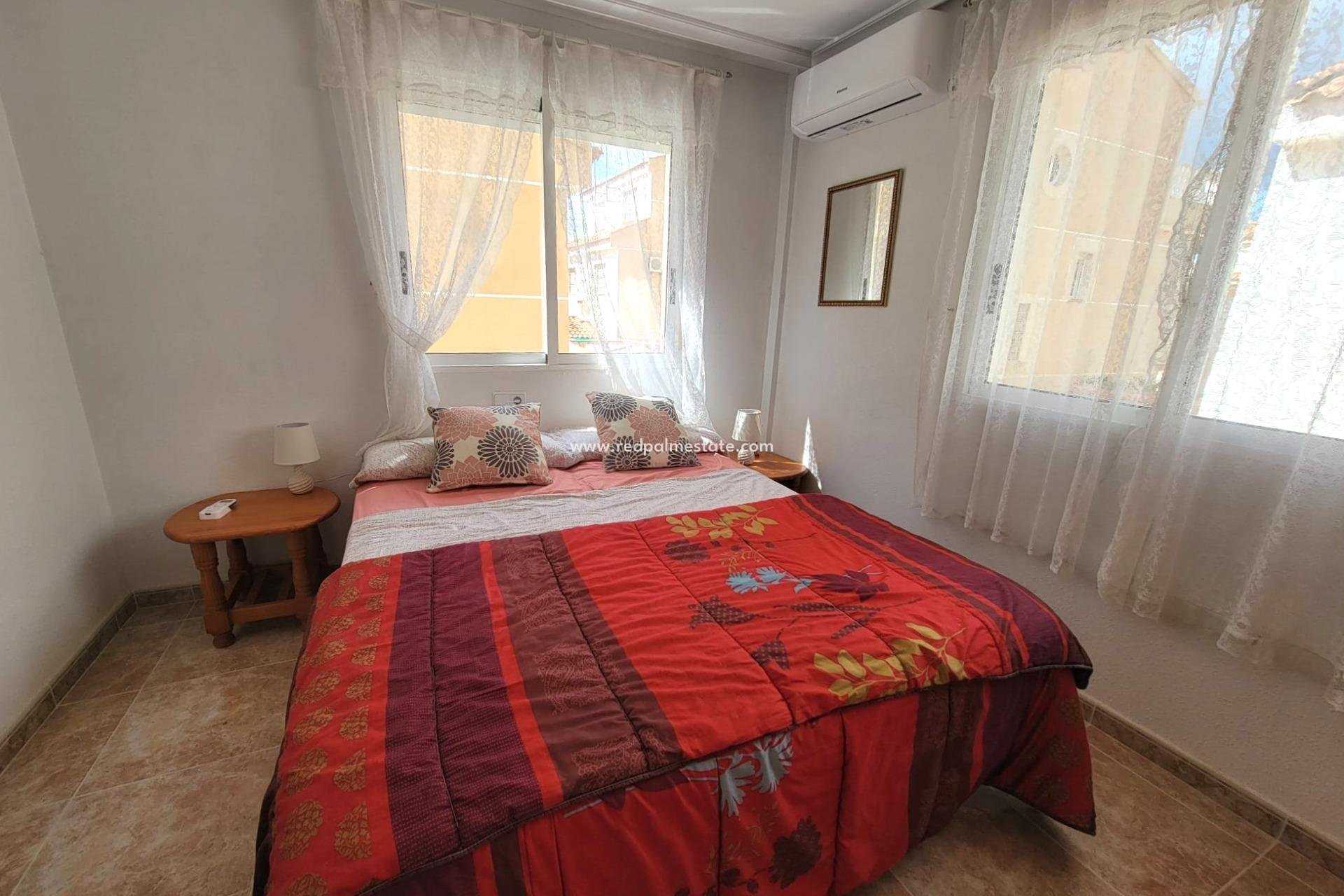 Resale - Town House -
Pilar de la Horadada - Torre de la Horadada