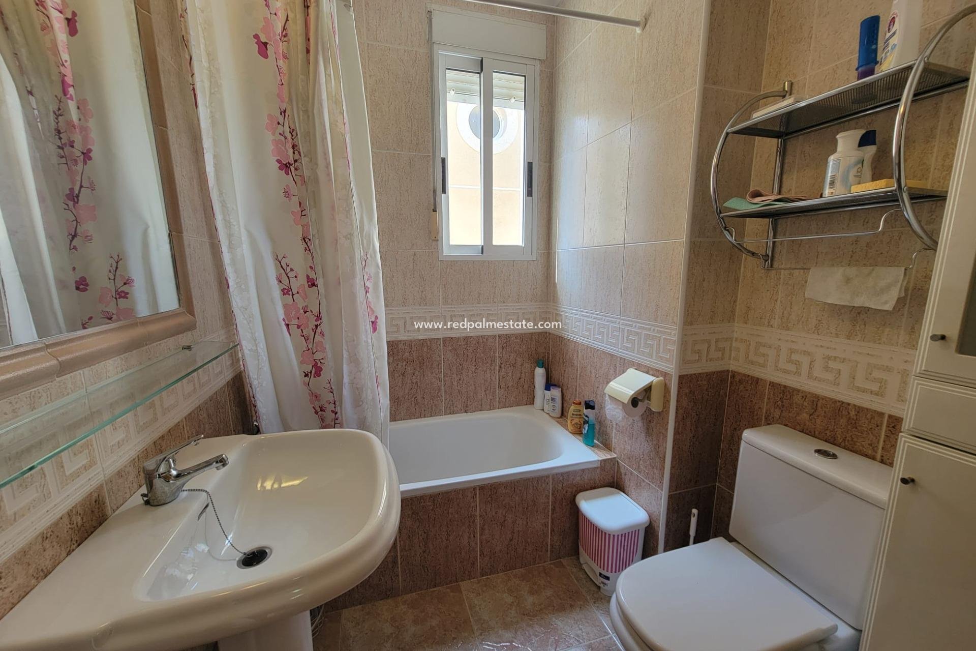 Resale - Town House -
Pilar de la Horadada - Torre de la Horadada