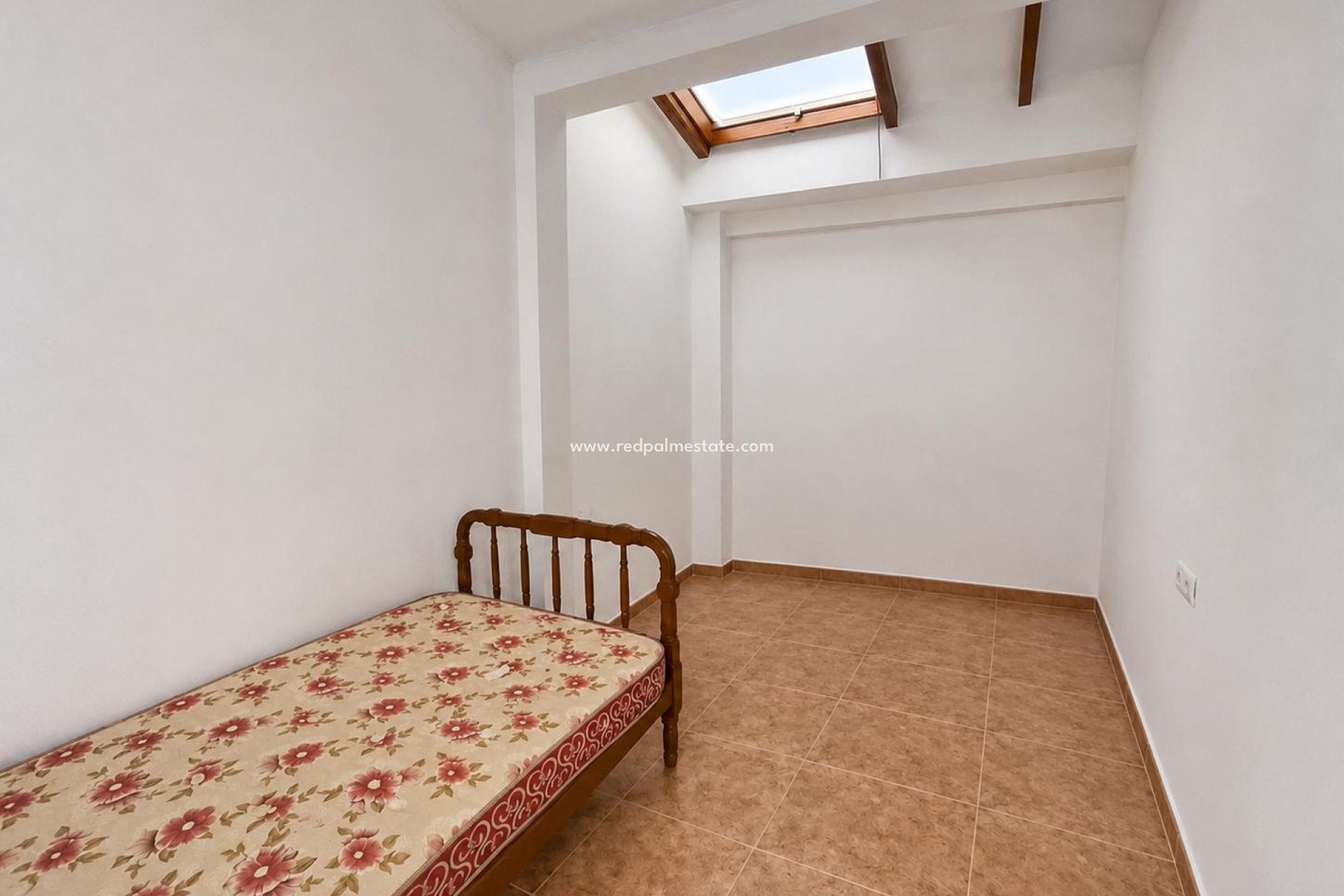 Resale - Town House -
Pinoso - Inland