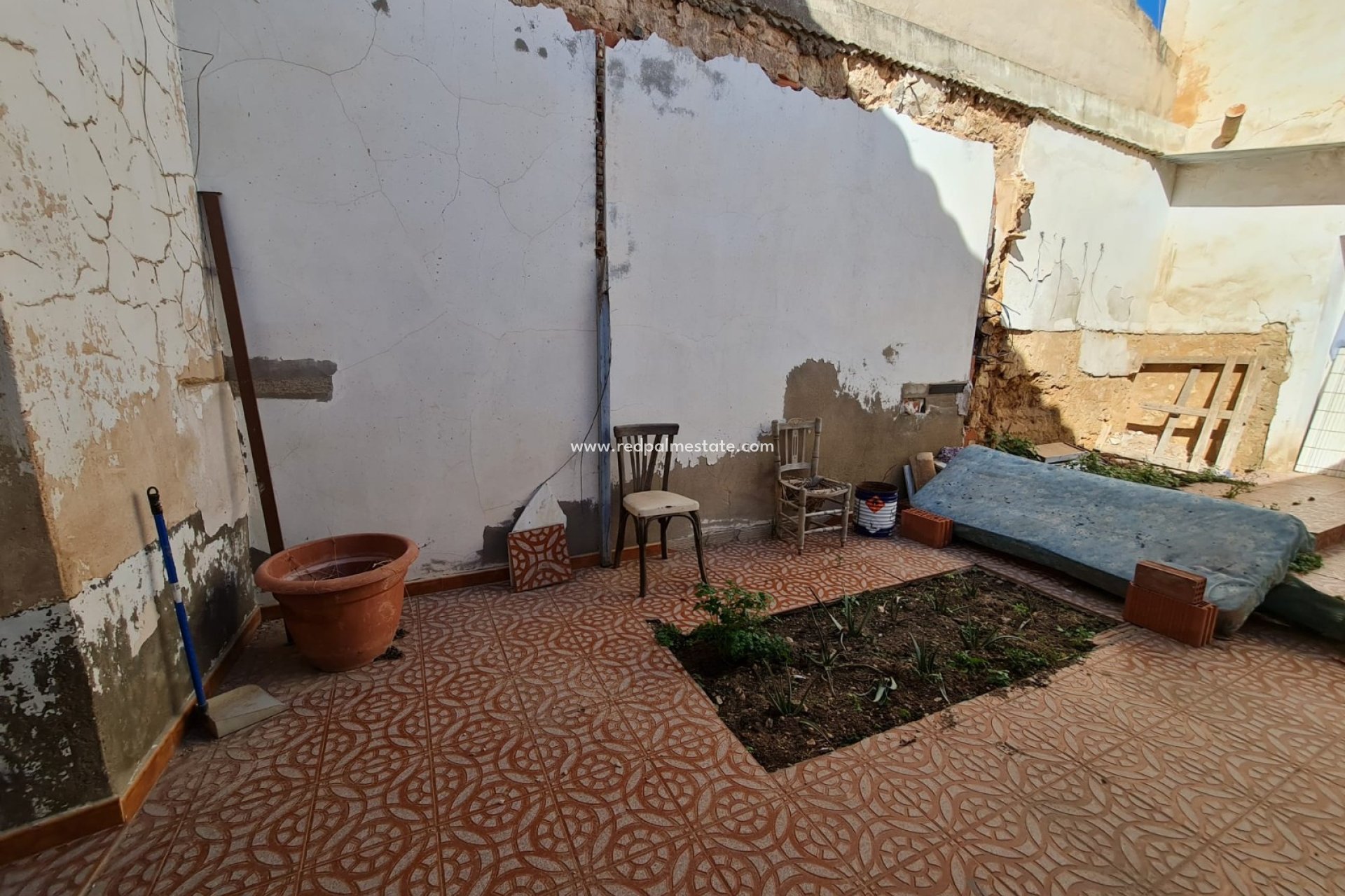 Resale - Town House -
Pinoso - Inland