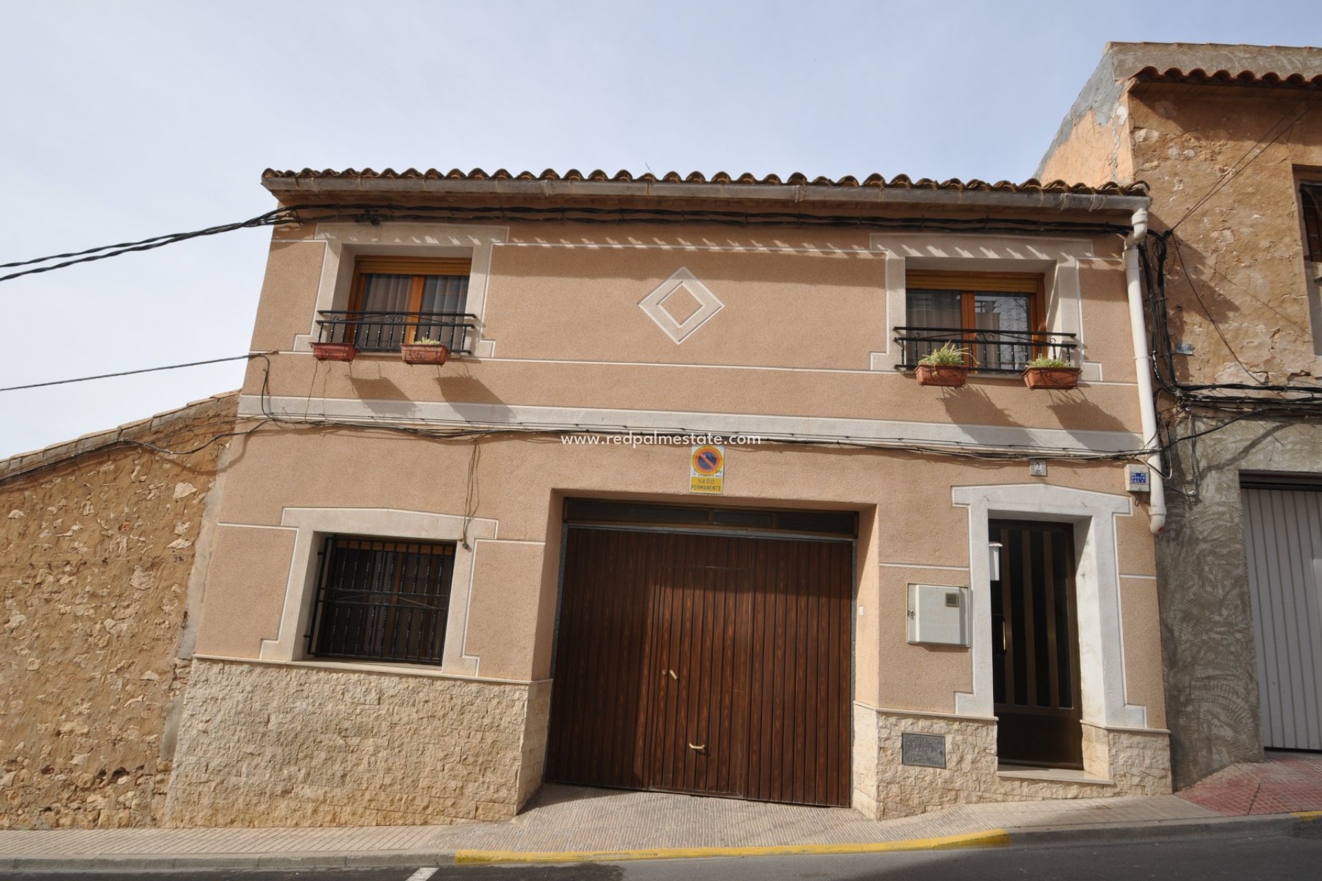 Resale - Town House -
Pinoso - Inland