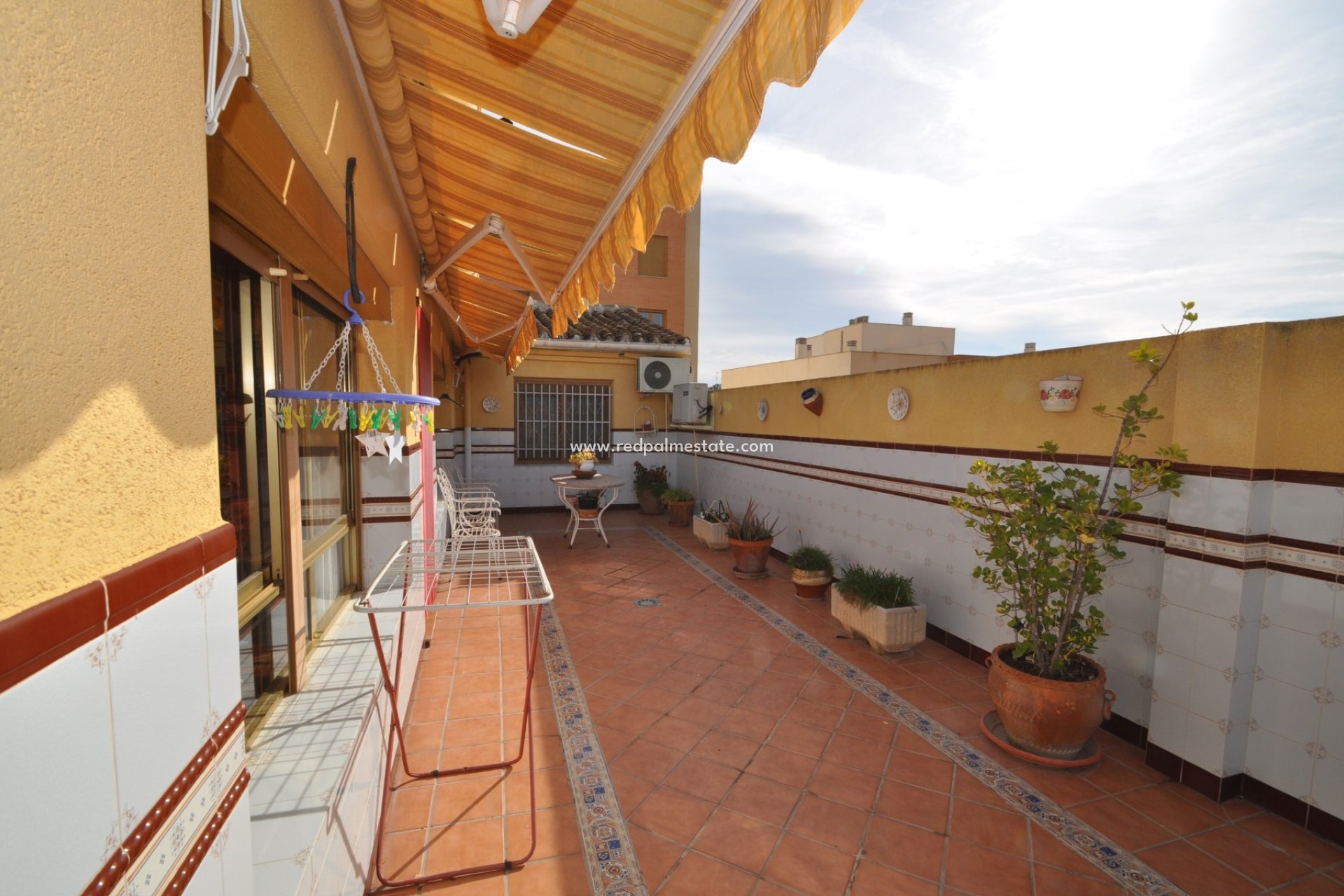 Resale - Town House -
Pinoso - Inland