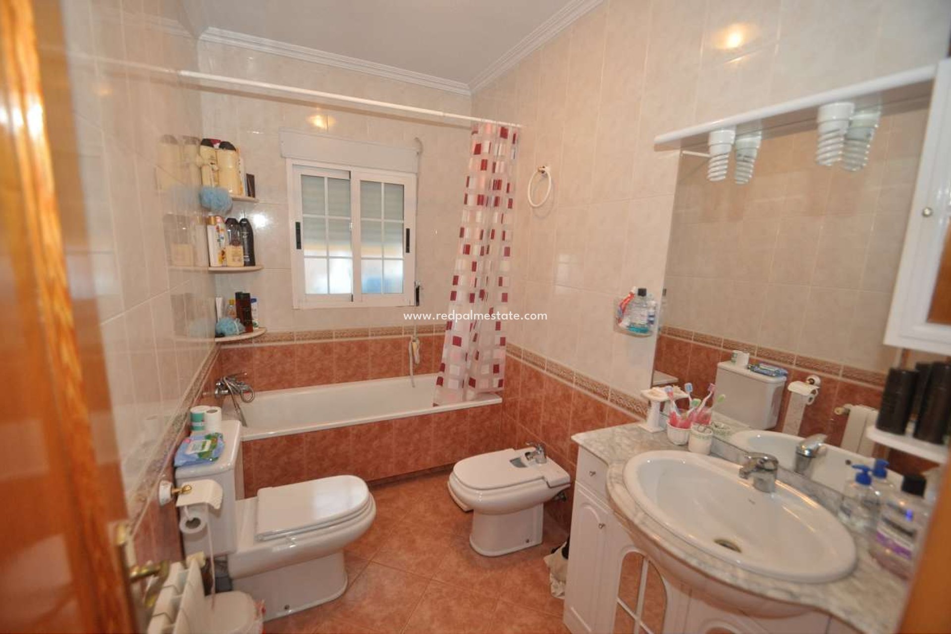 Resale - Town House -
Pinoso - Inland