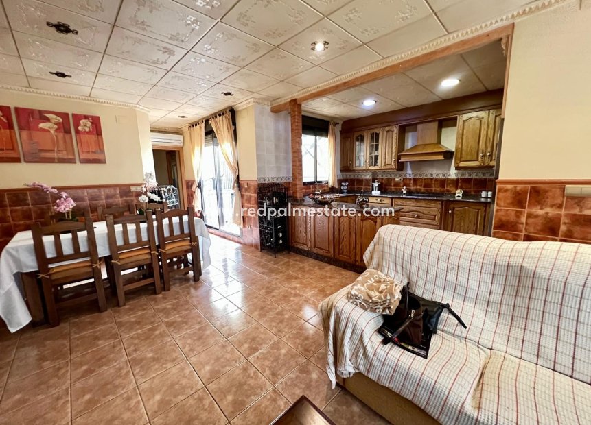 Resale - Town House -
Pinoso - Inland