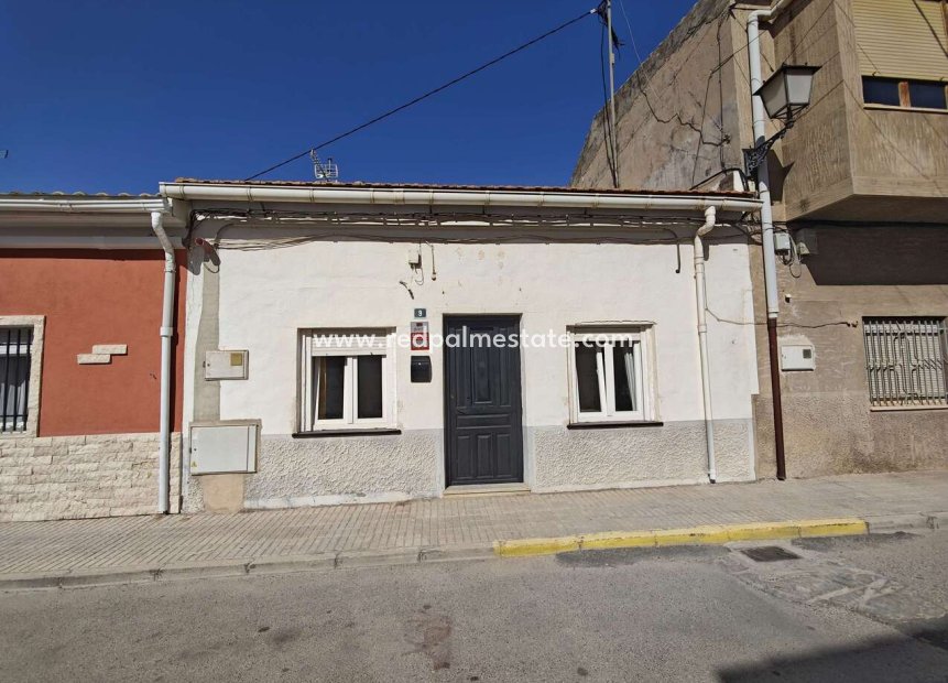 Resale - Town House -
Pinoso - Inland