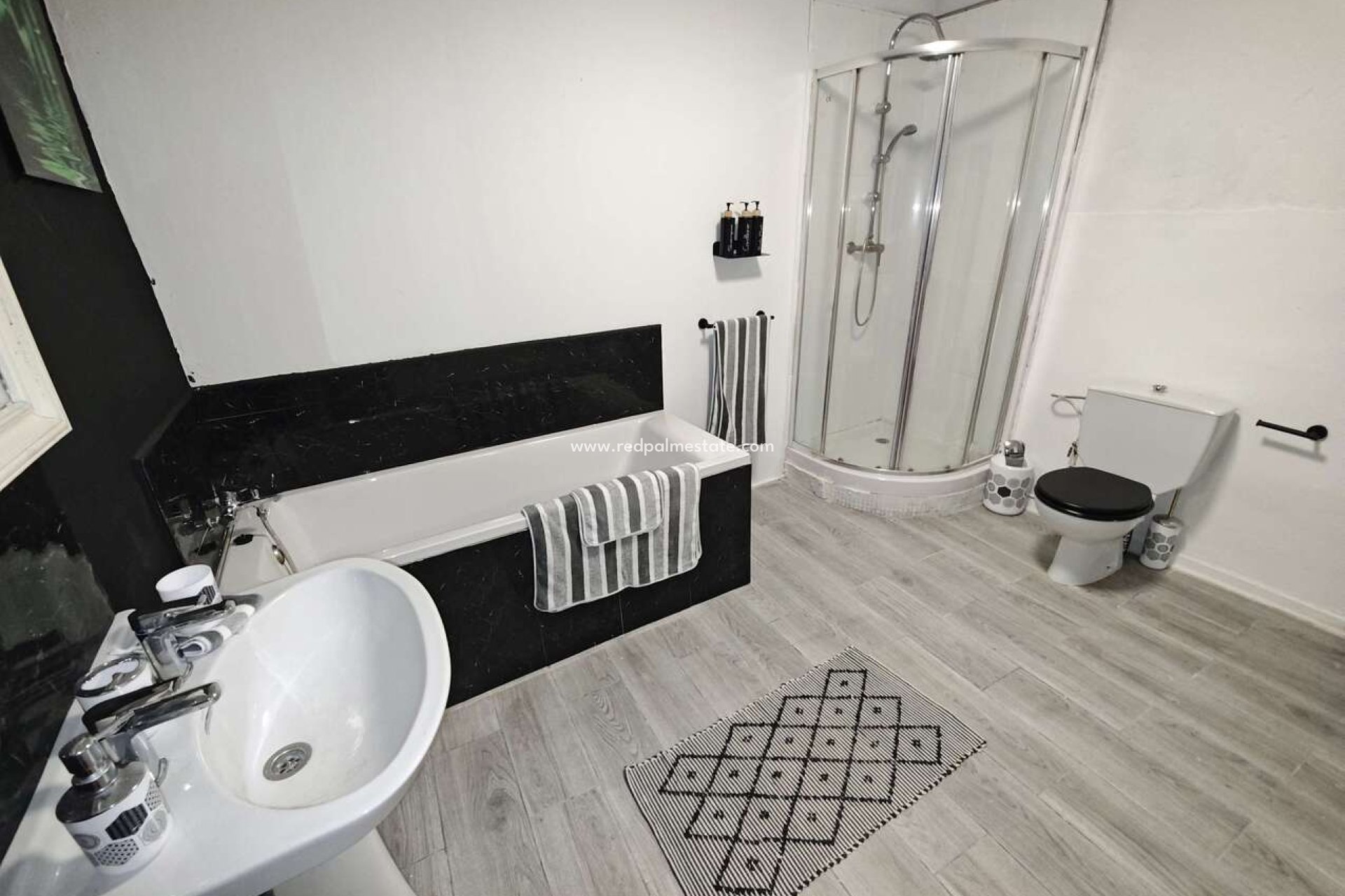 Resale - Town House -
Pinoso - Inland