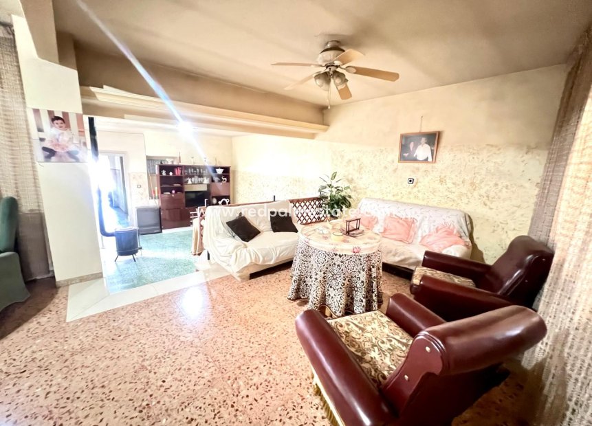 Resale - Town House -
Pinoso - Inland
