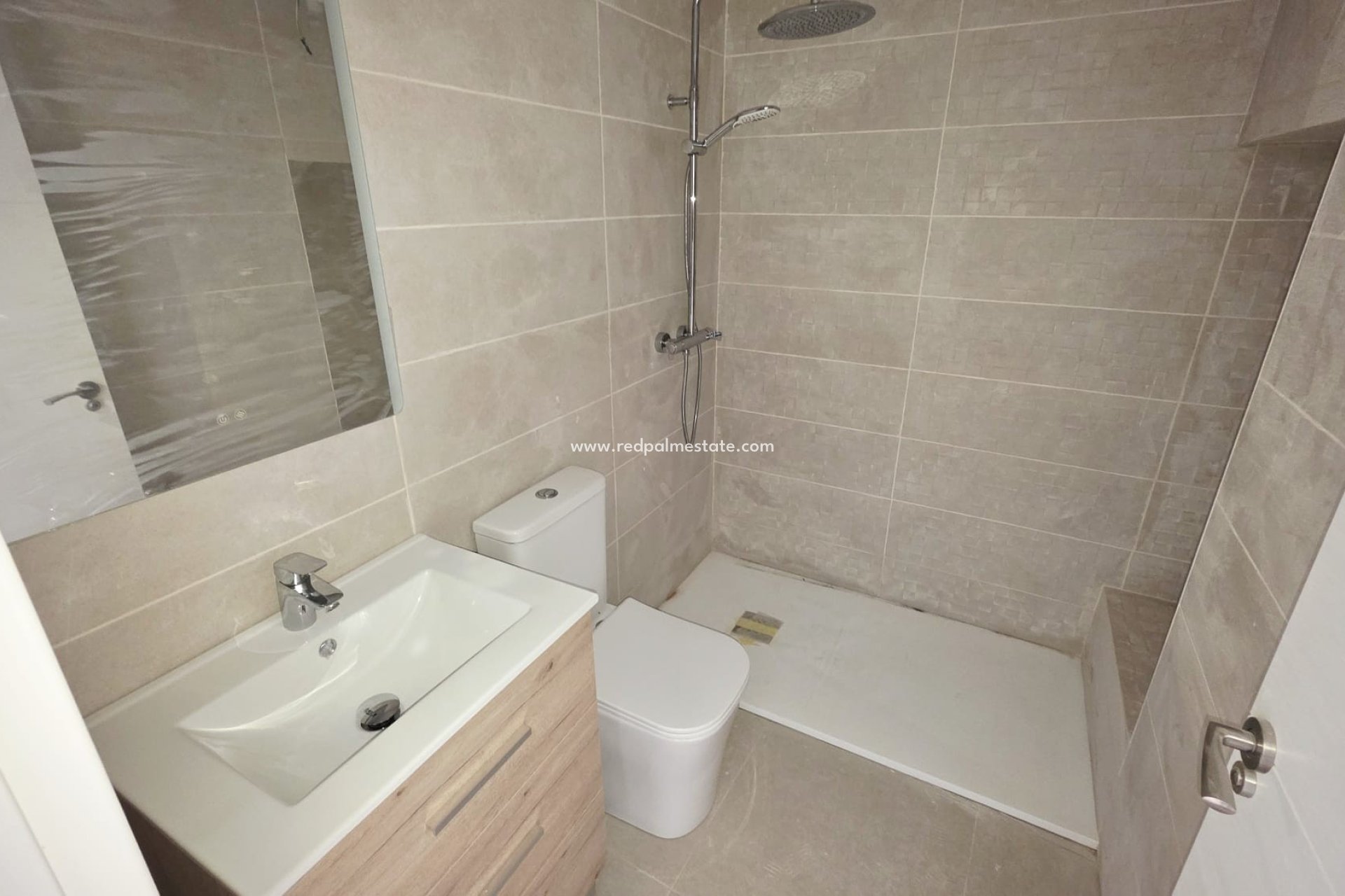 Resale - Town House -
Pinoso - Inland