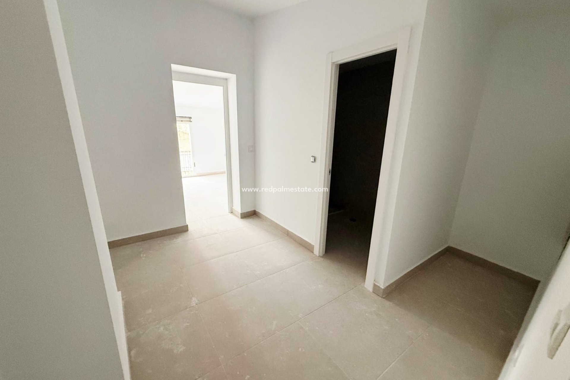 Resale - Town House -
Pinoso - Inland