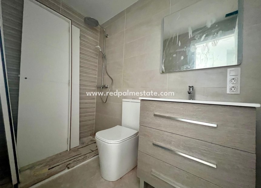 Resale - Town House -
Pinoso - Inland